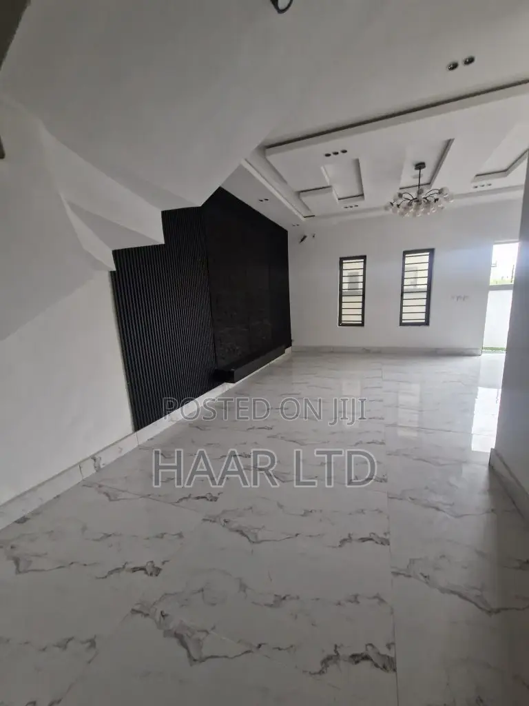 4bdrm Duplex in Ado / Ajah for sale