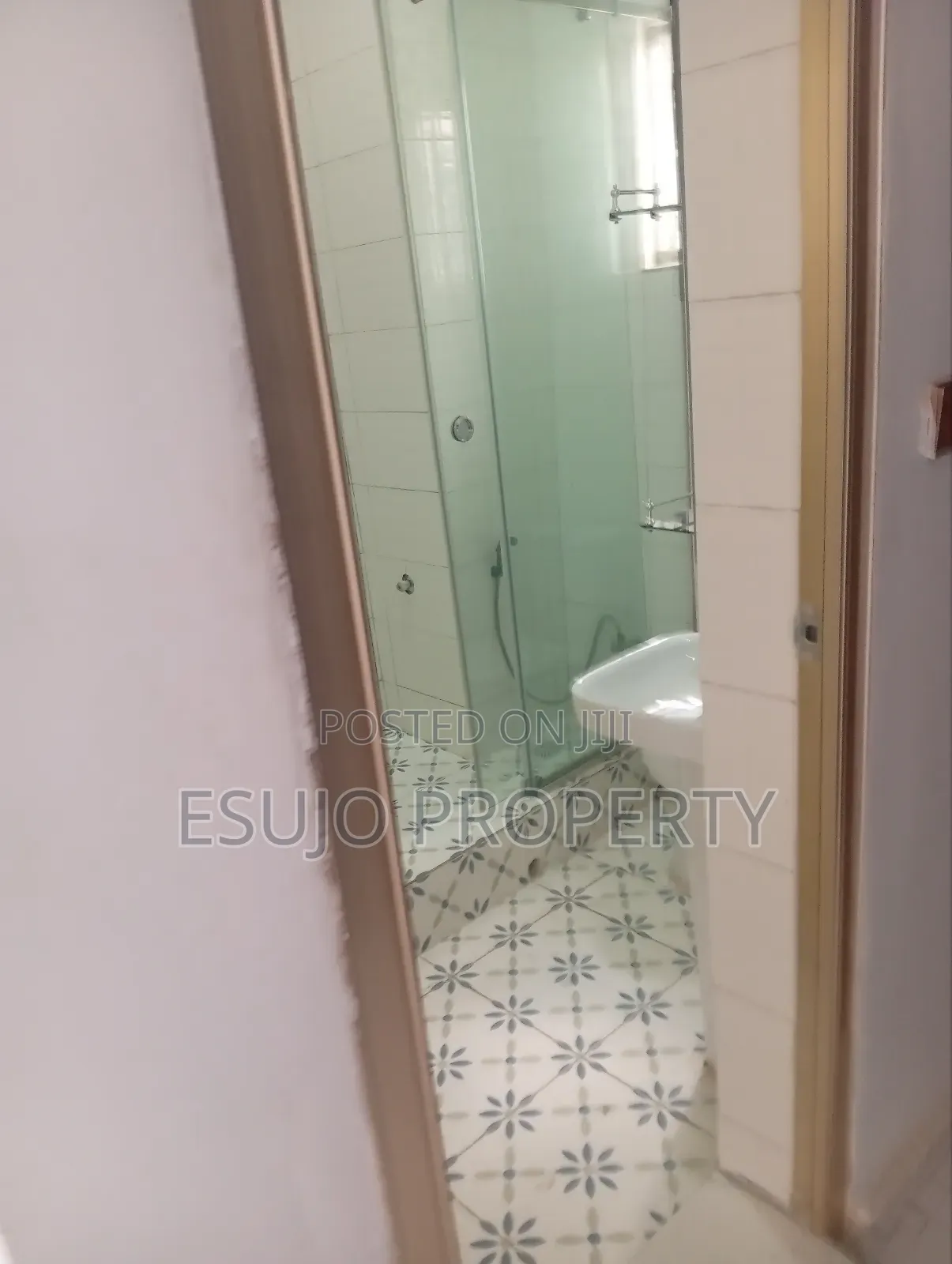 Furnished 5bdrm Duplex in Osongama, Uyo for sale