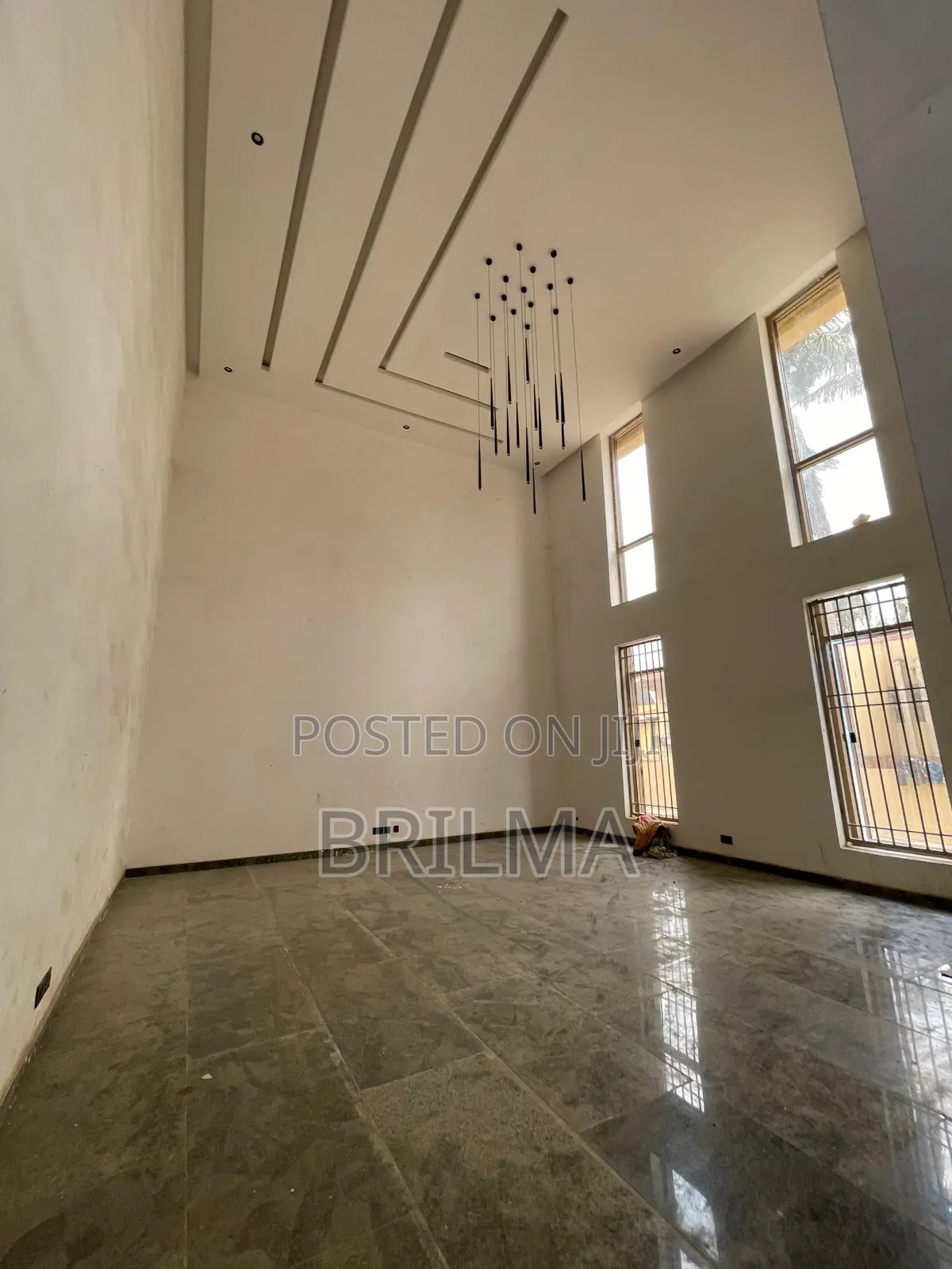 5bdrm Duplex in Maitama for sale