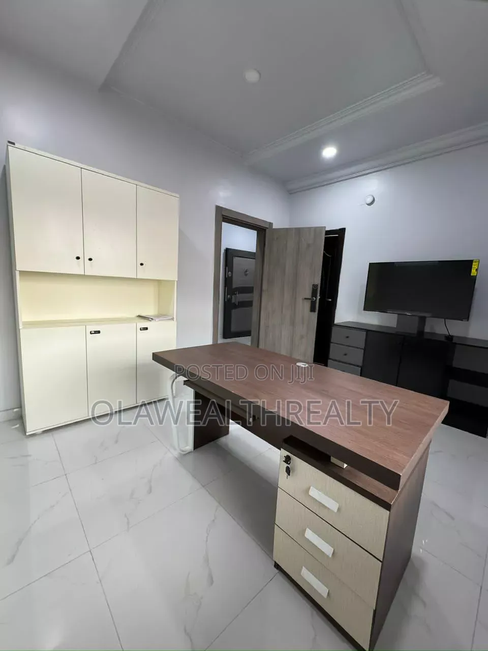 Commercial 3 Bedroom Apartment at New Bodija