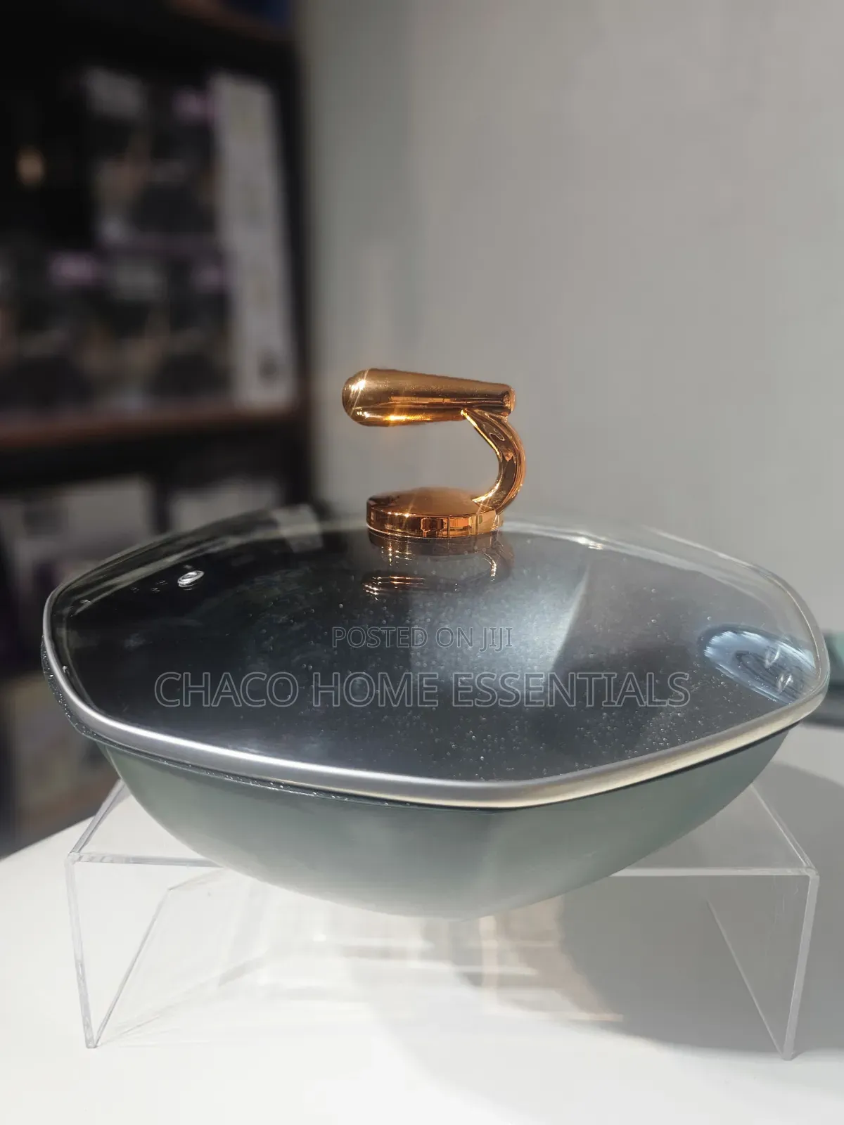 Non-Stick Frying Pan With Glass Lid (Wok Pan)