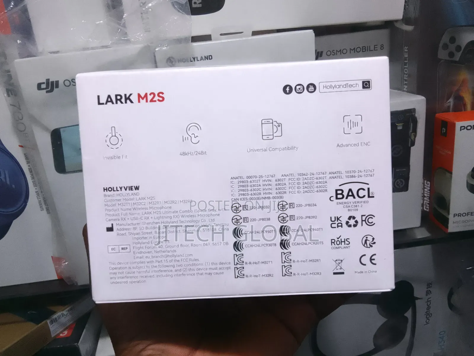 Hollyland Lark M2s Combo 2-Person Wireless Microphone System .
