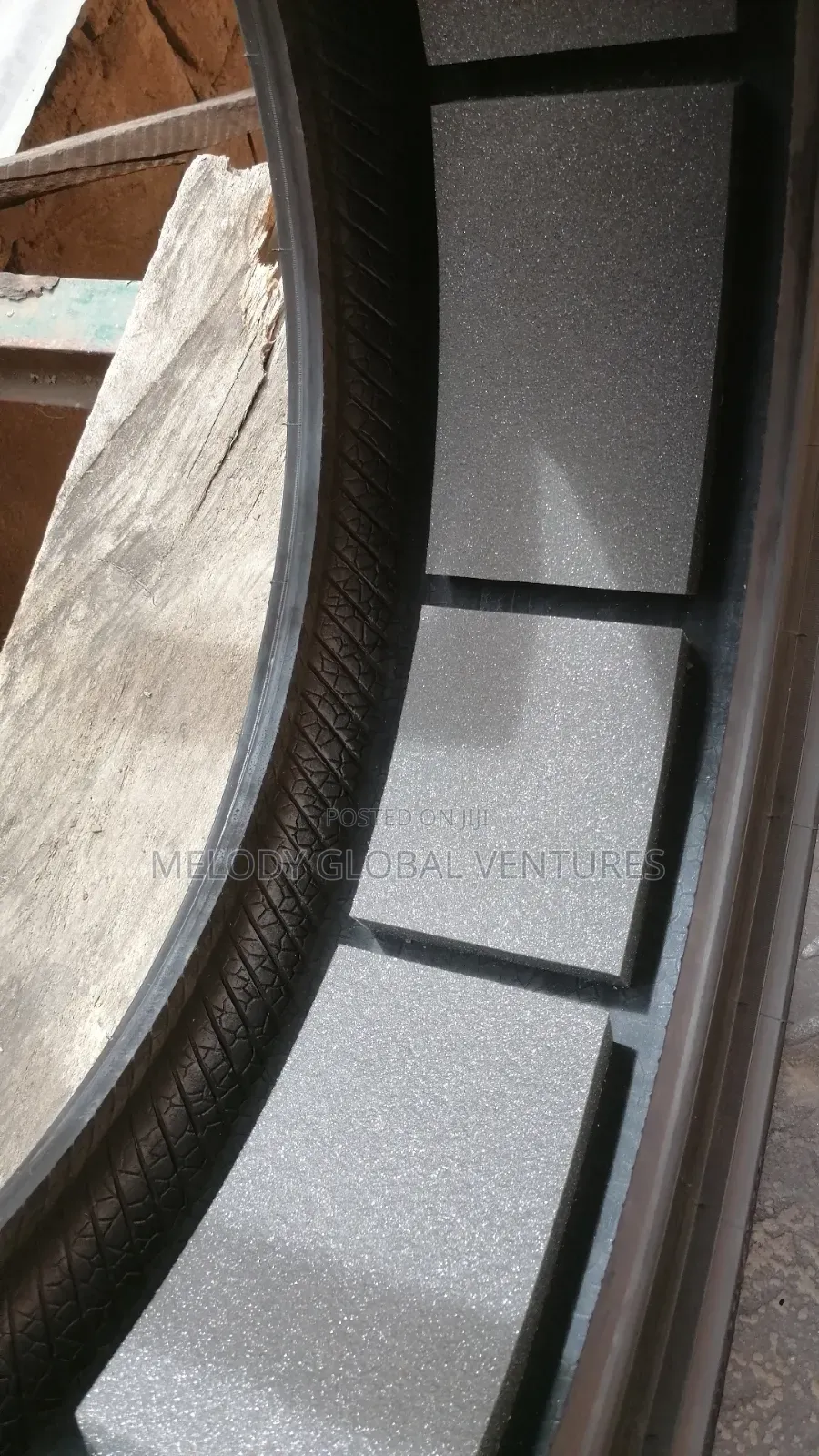 285/40r23 Pirelli Tyre Tire