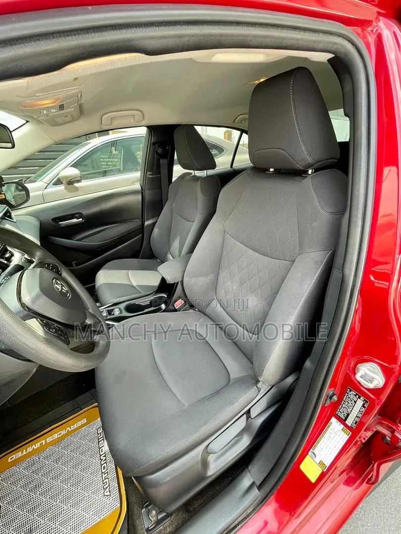 Toyota Corolla LE 2020 Red
