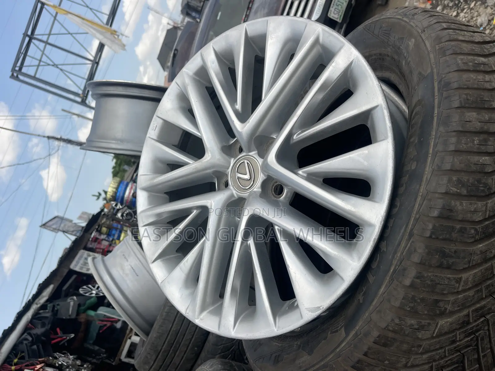 2016-2020 Lexus Es 350 18-Inch Alloy Rim Factory Oem