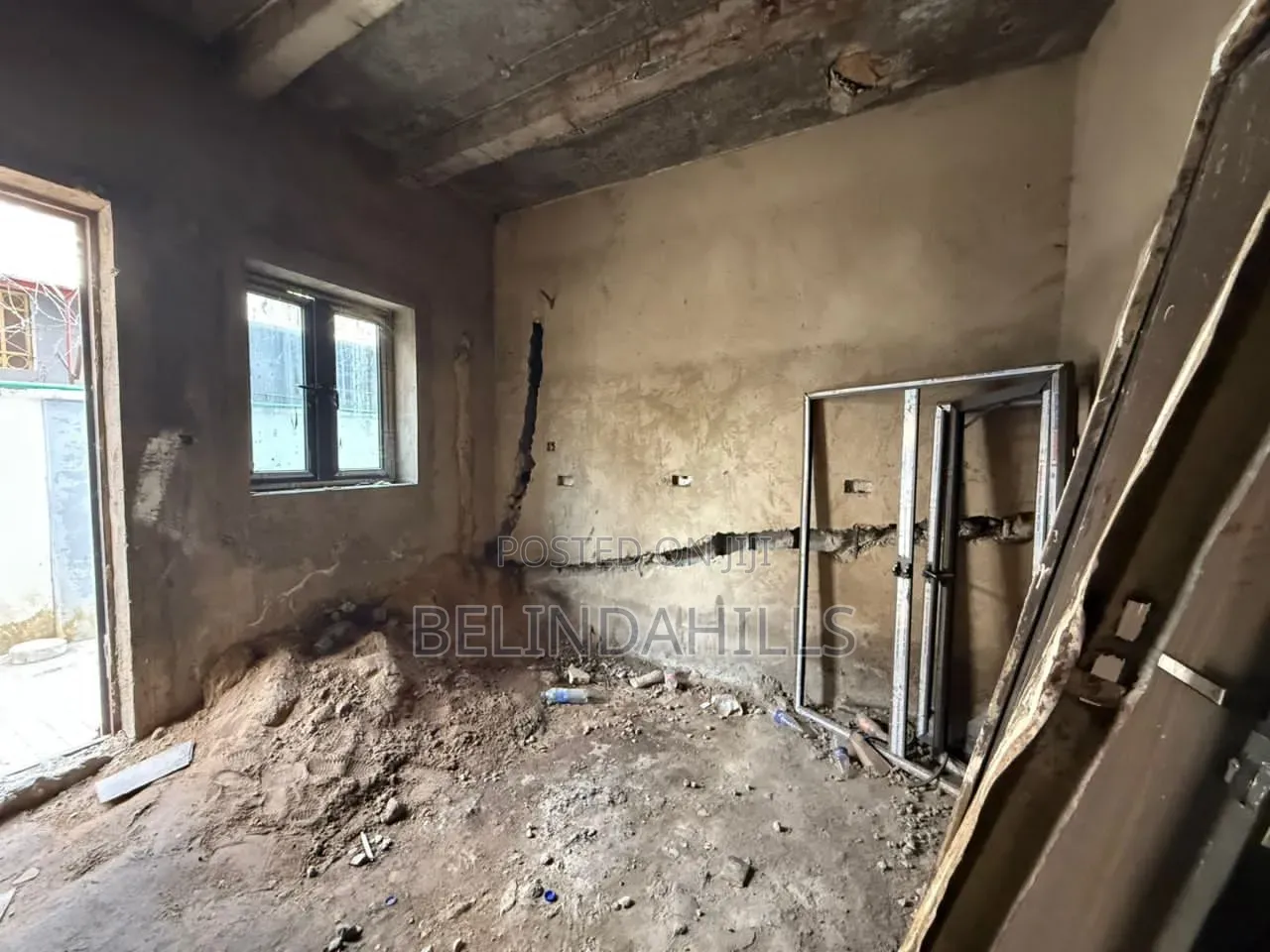 4bdrm Townhouse/Terrace in Mabushi for sale