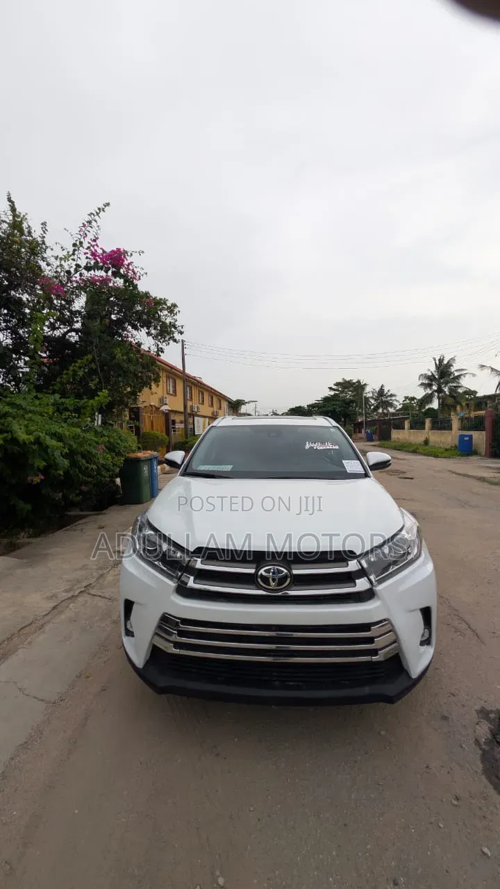 Toyota Highlander Limited Platinum 2019 White
