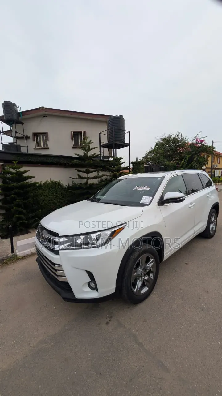 Toyota Highlander Limited Platinum 2019 White