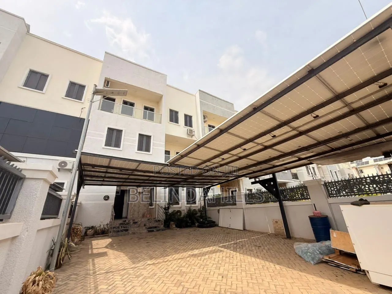 4bdrm Townhouse / Terrace in Kado for rent