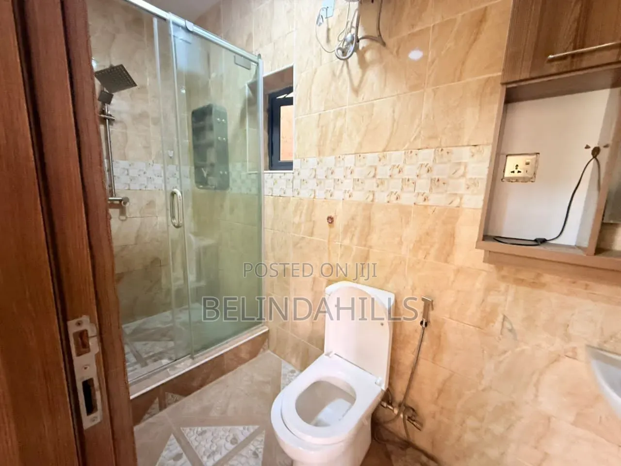 4bdrm Townhouse / Terrace in Kado for rent