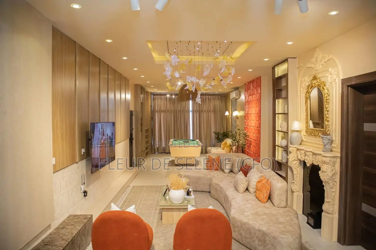 Luxurious 3 Bedroom Apartment