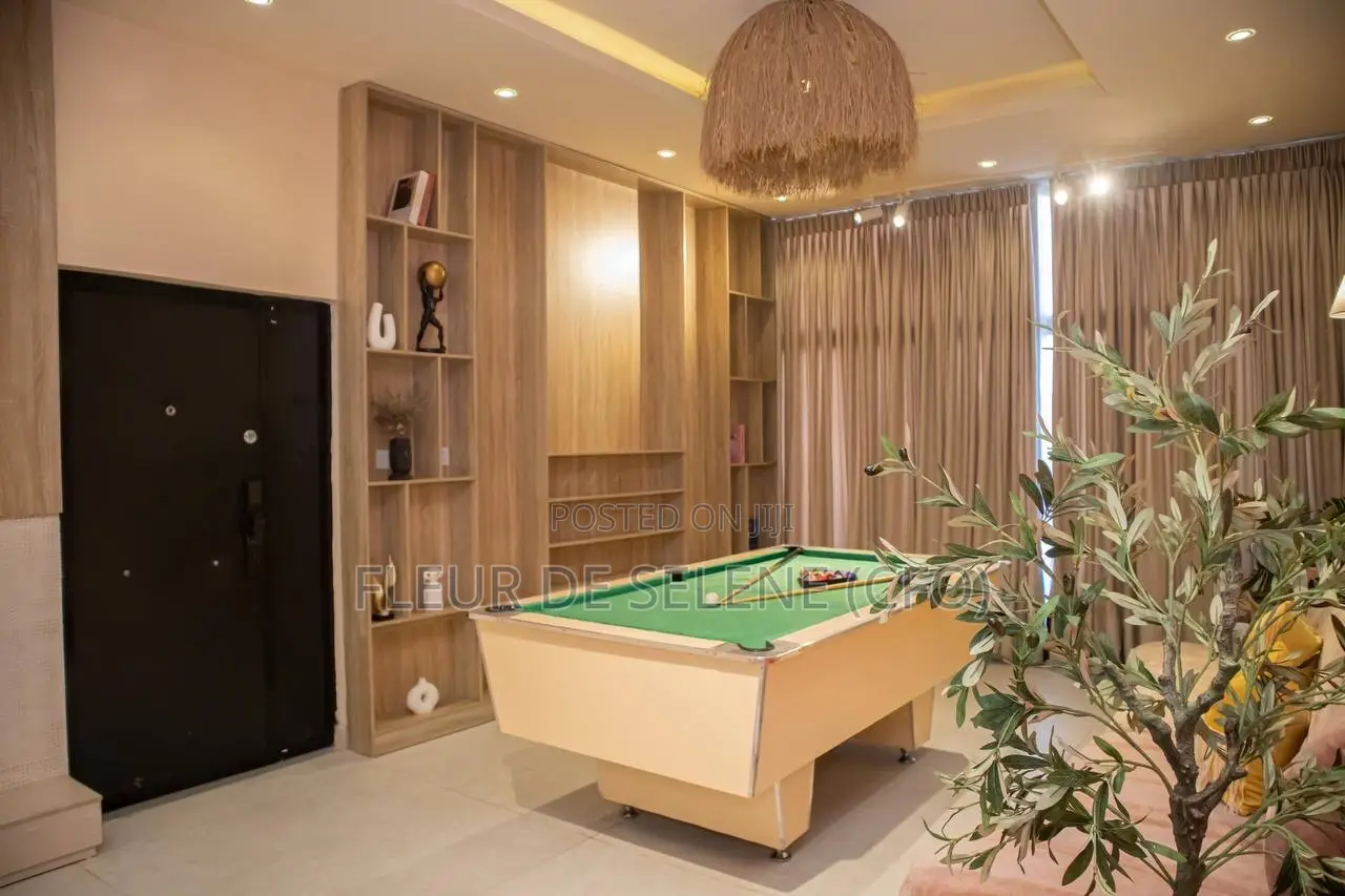 Luxurious 3 Bedroom Apartment