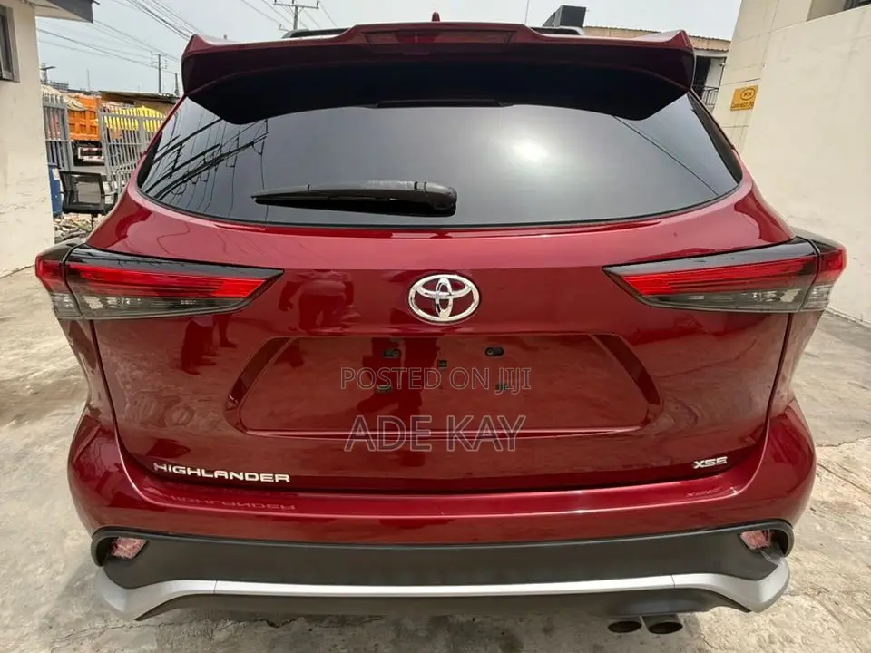 Toyota Highlander XSE FWD 2023