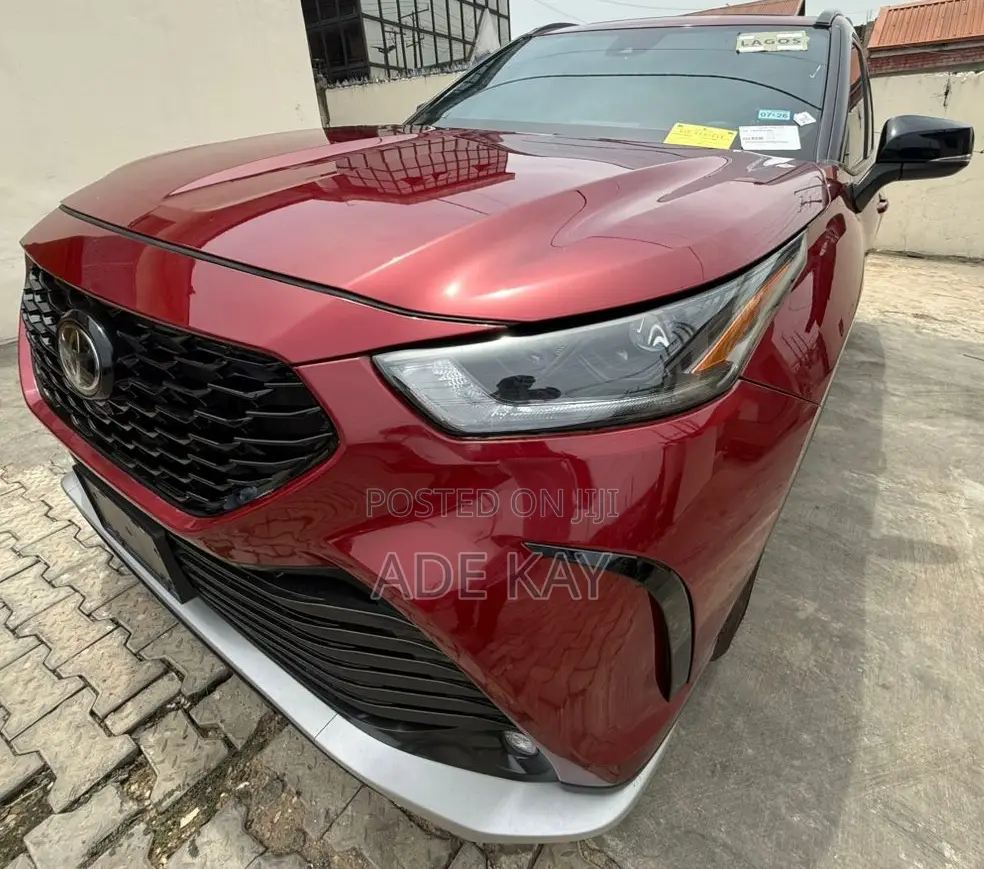 Toyota Highlander XSE FWD 2023