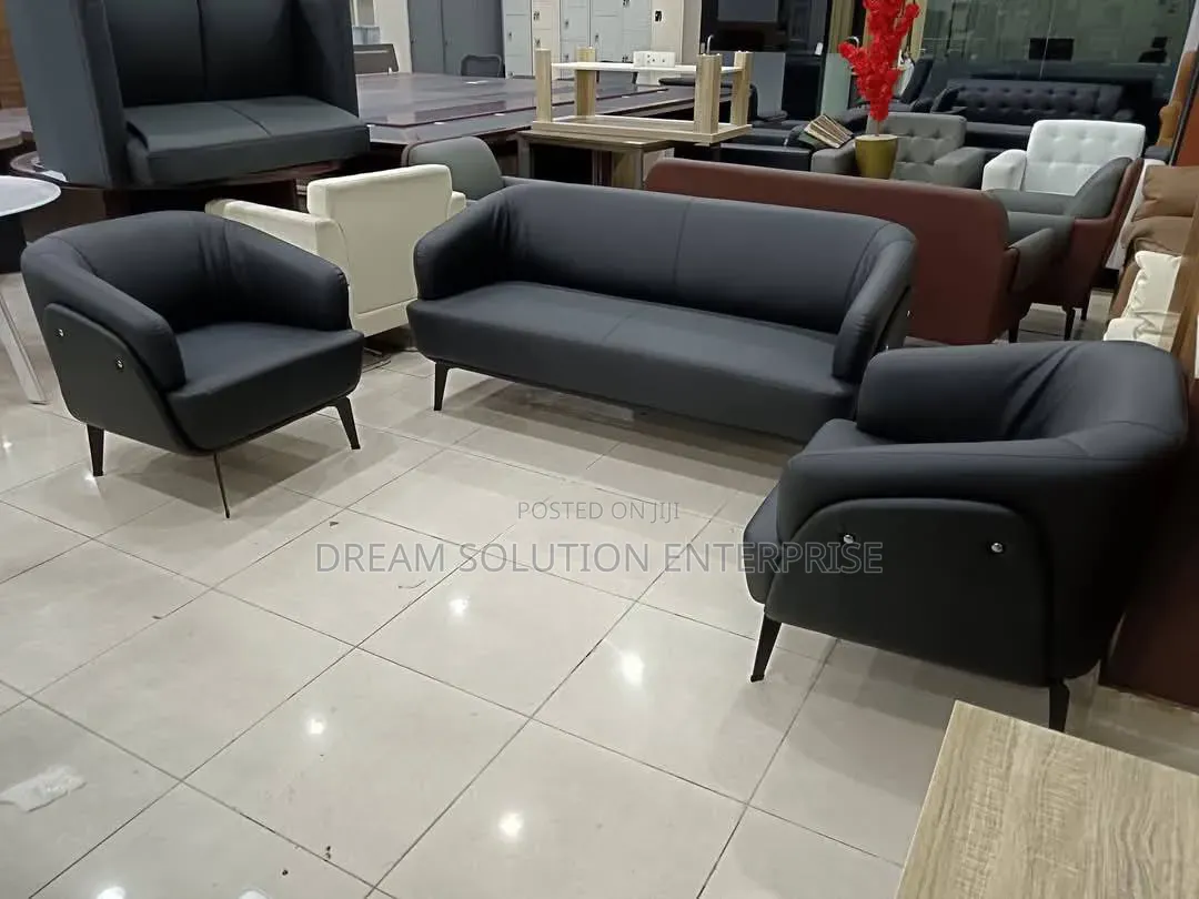 Beautiful 5 Seater Foreign Sofa Set