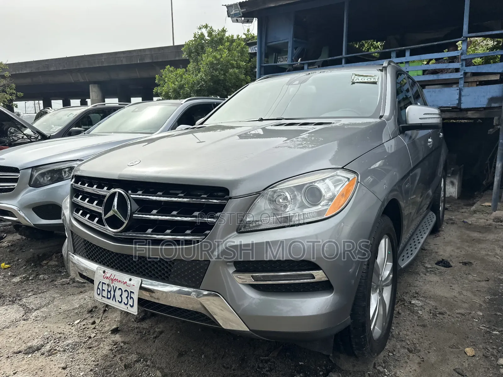 Mercedes-Benz M Class ML350 4MATIC 4dr SUV AWD (3.5L 6cyl 7A) 2014 Gray