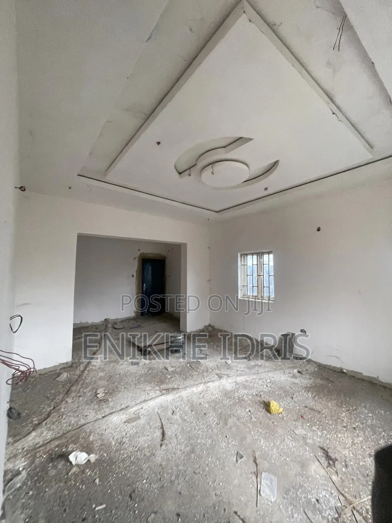 4bdrm Duplex in Coon Estate, Sabon Lugbe for sale