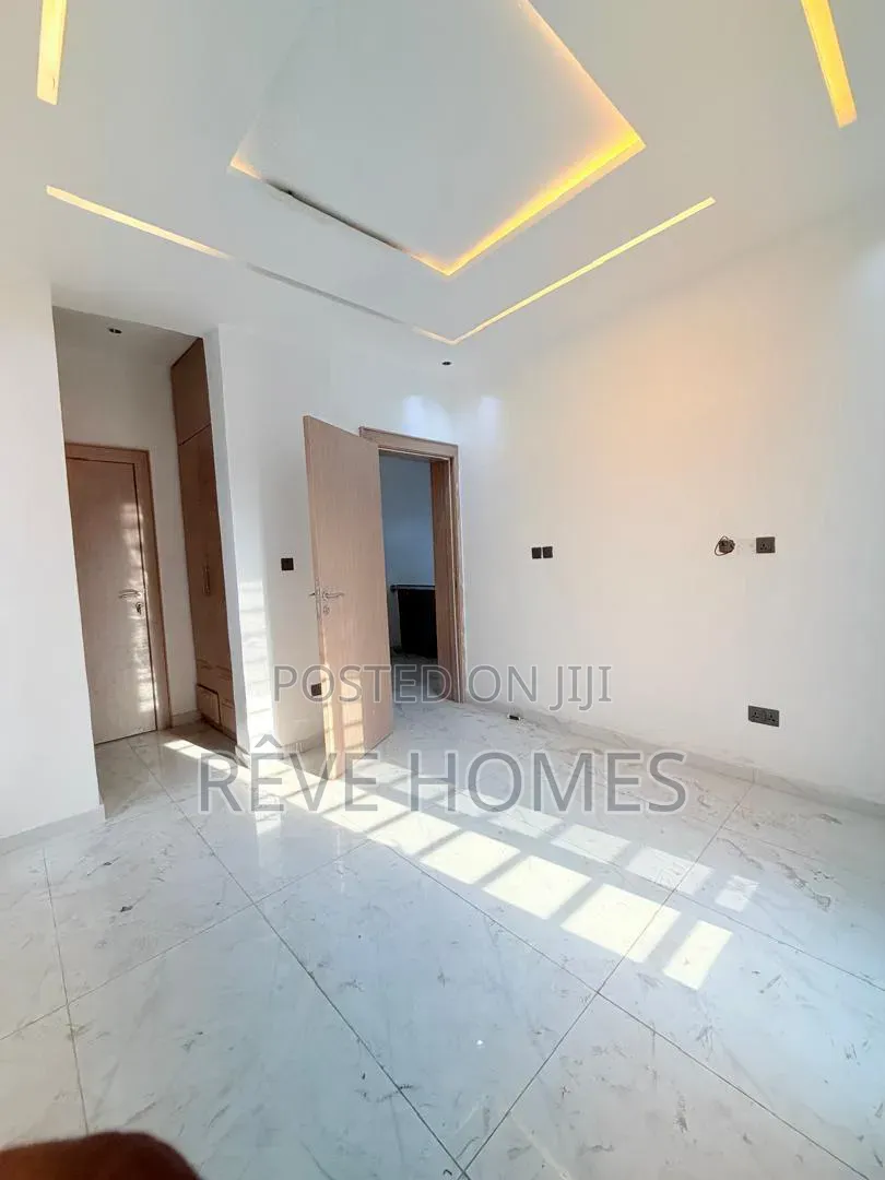 4bdrm Duplex in Berger for rent