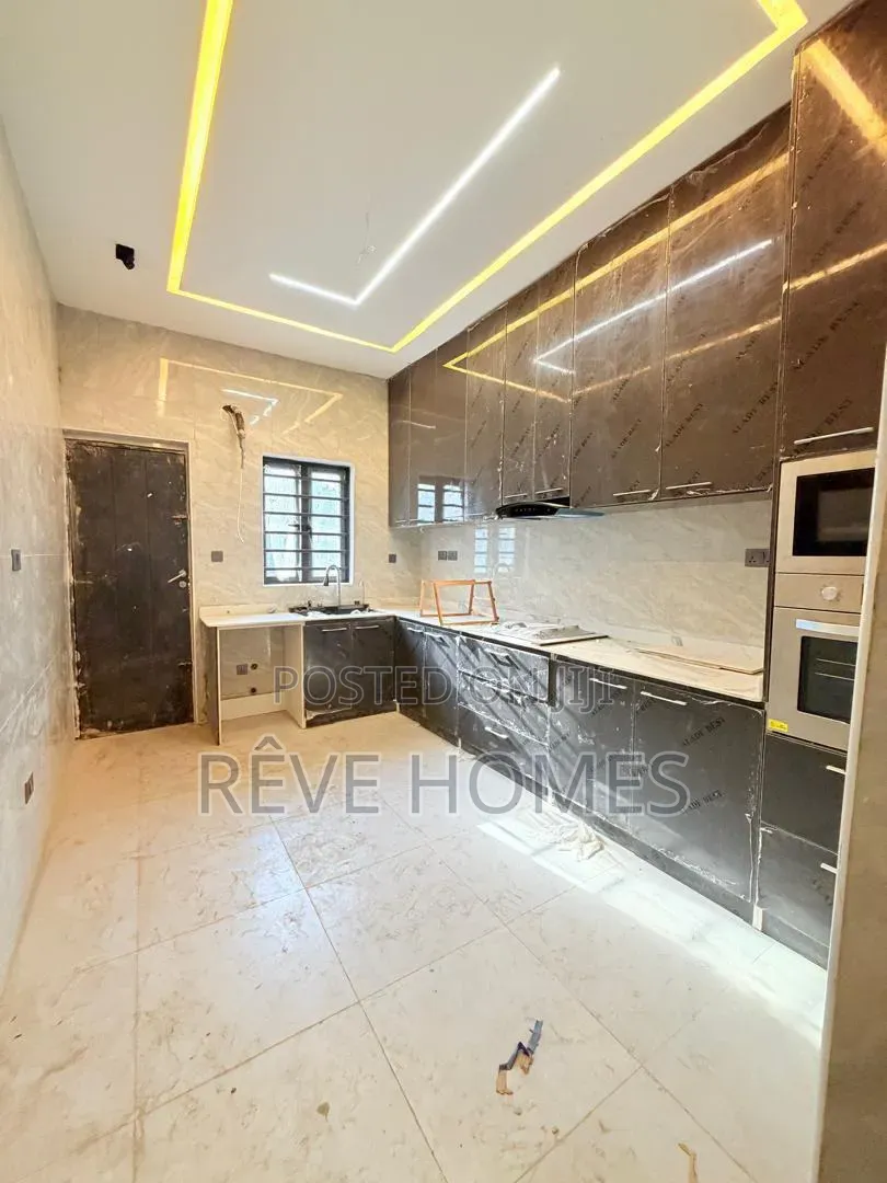 4bdrm Duplex in Berger for rent