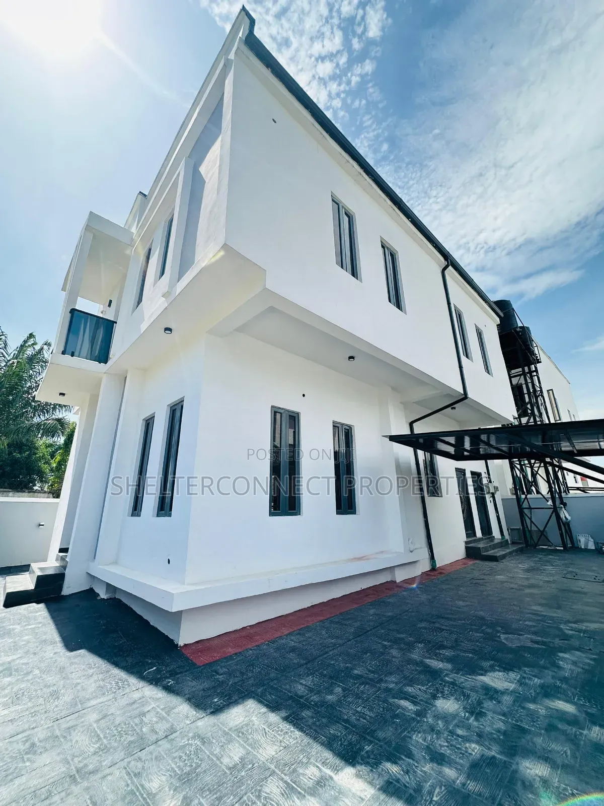 4bdrm Duplex in Ado / Ajah for sale