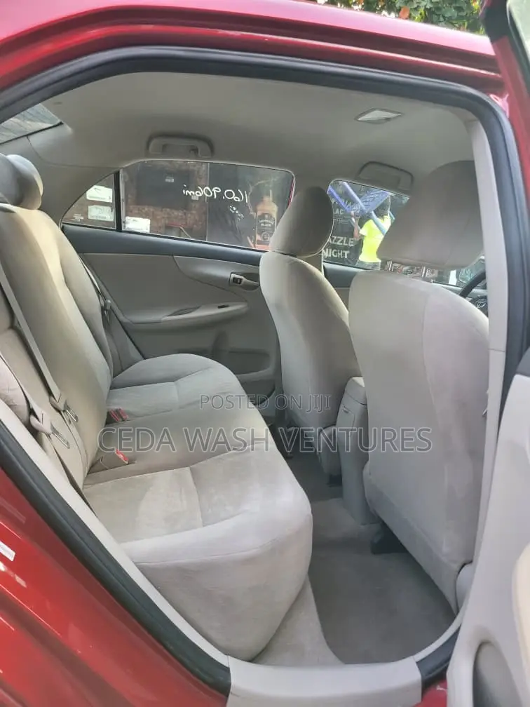 Toyota Corolla 2009 Red