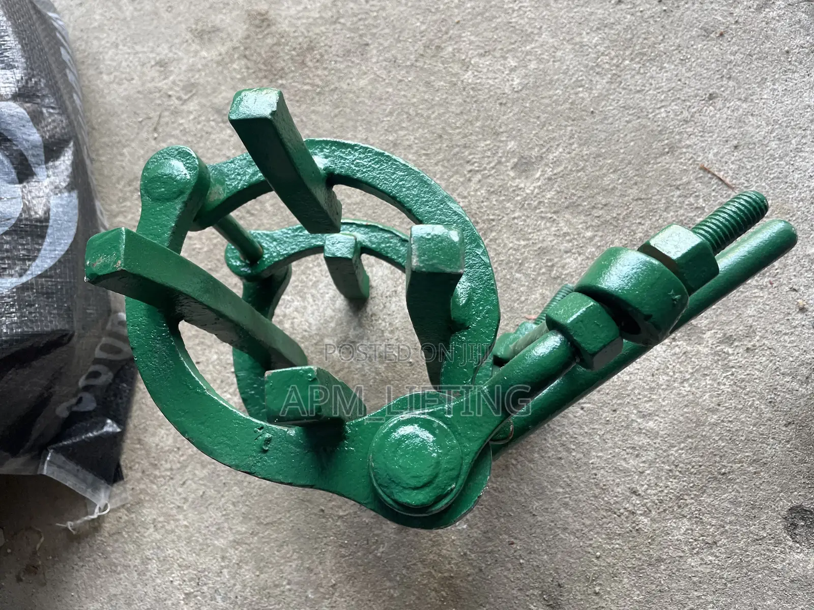 4” Green Pipe Clamps