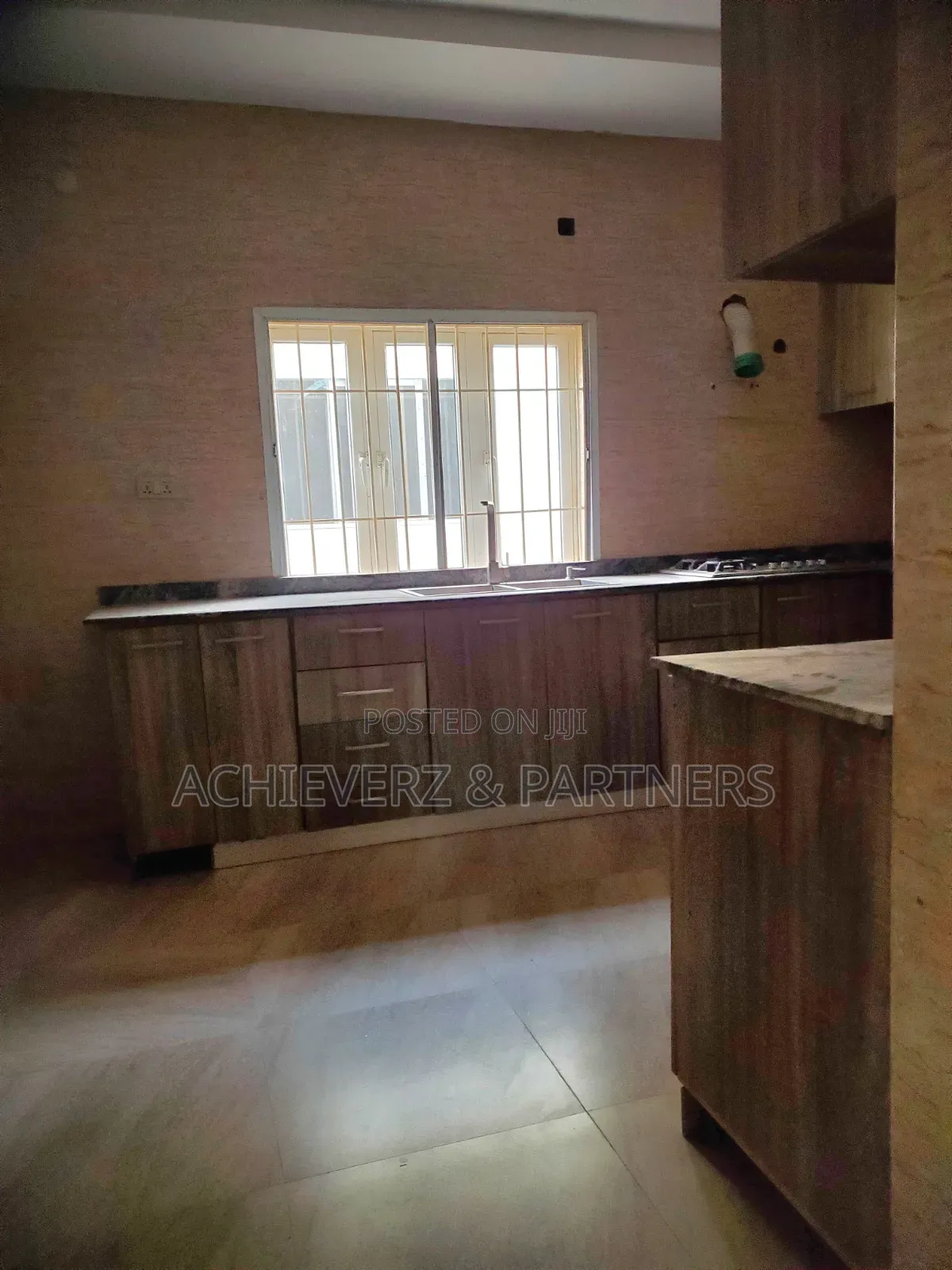 4bdrm Duplex in Asokoro for rent