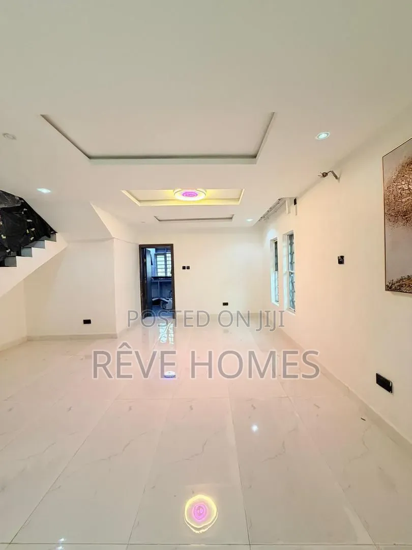 4bdrm Duplex in Magodo, GRA Phase 1 for sale