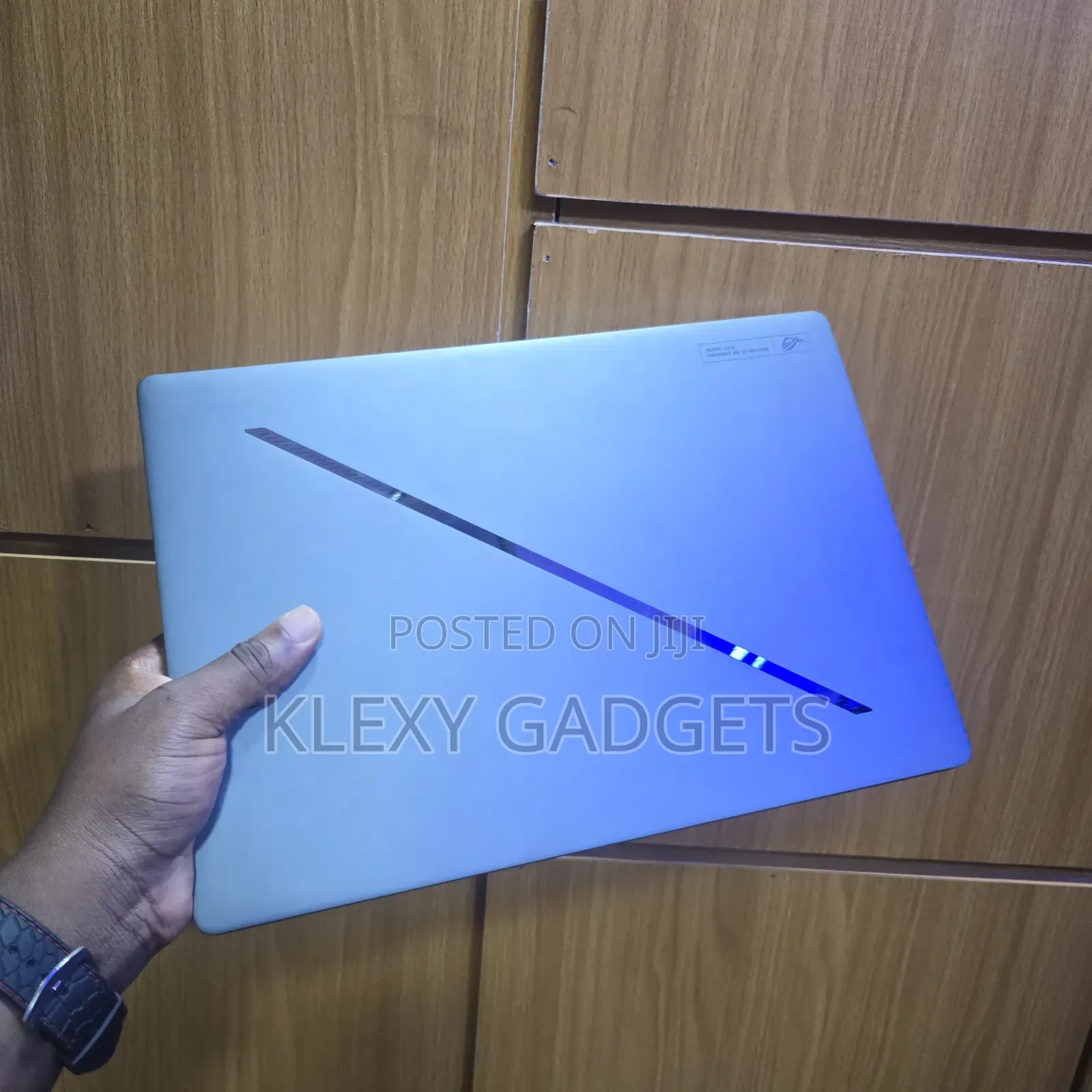 Laptop Asus ROG Zephyrus G16 16GB Intel Core Ultra 9 SSD 1T