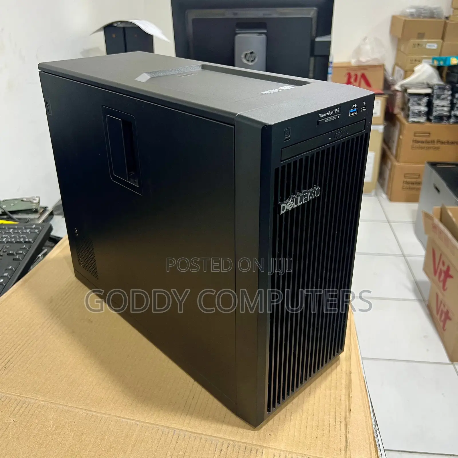 Server Dell PowerEdge T150 16GB Intel Xeon HDD 1T