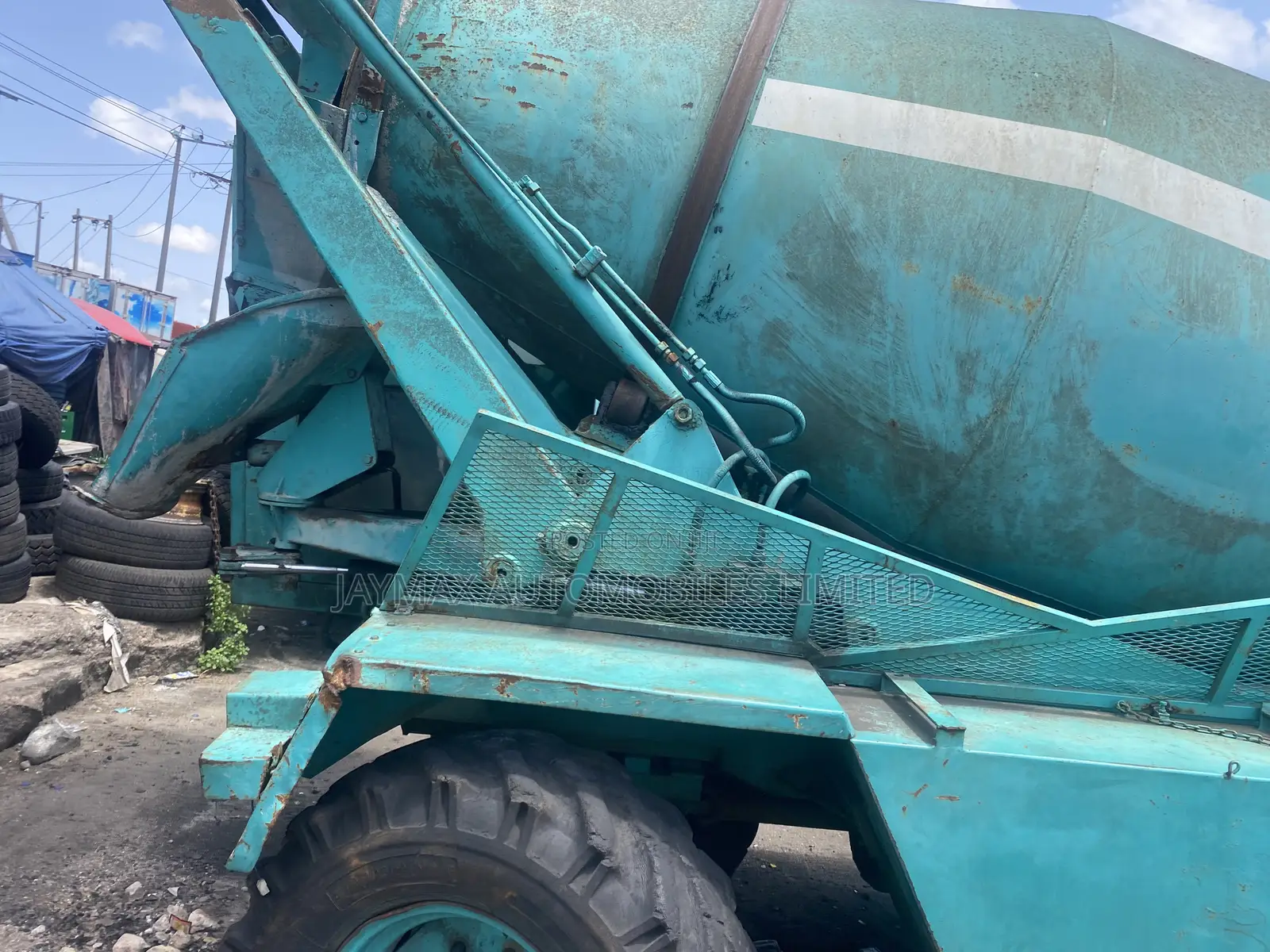 Self Loader Concrete Mixer 3.5 Cubics