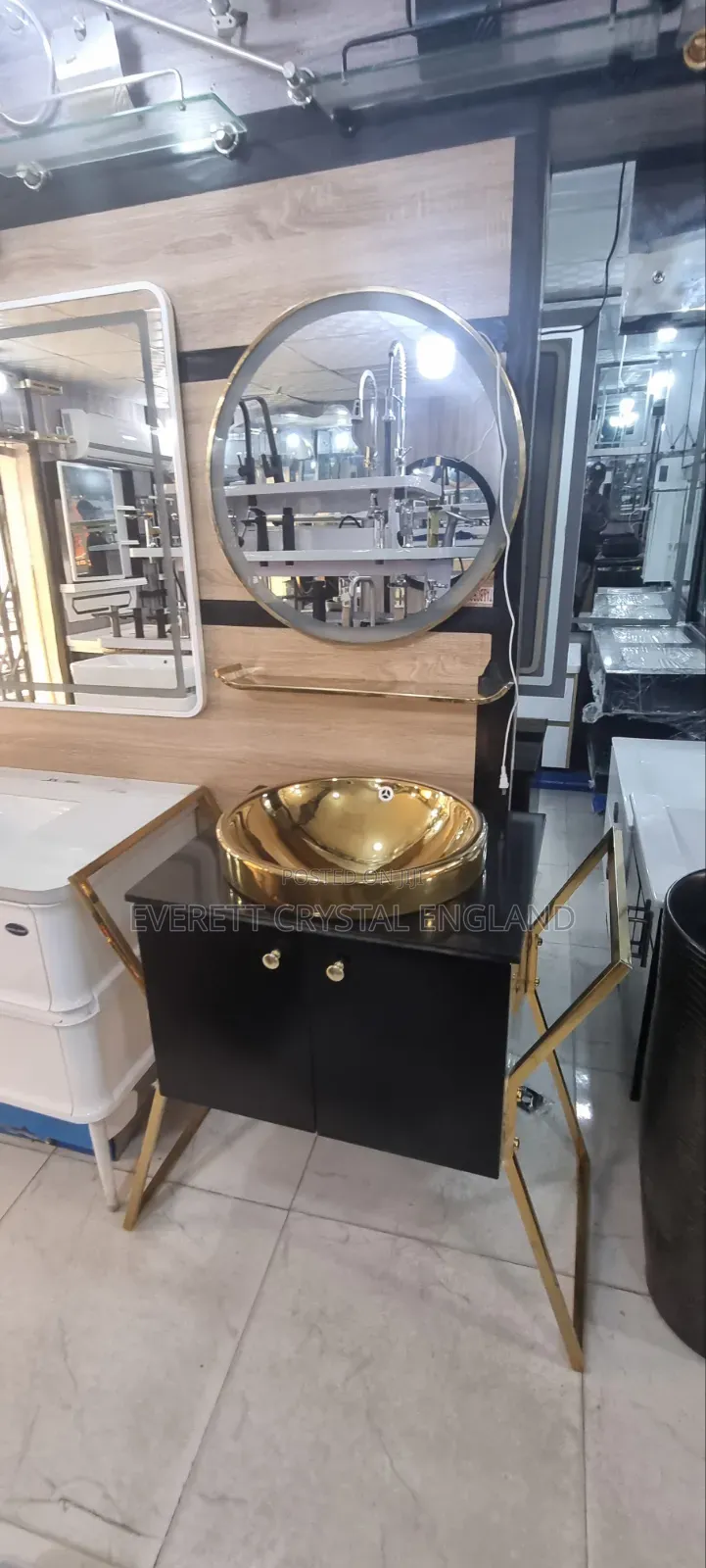Master's Cabinet Basin