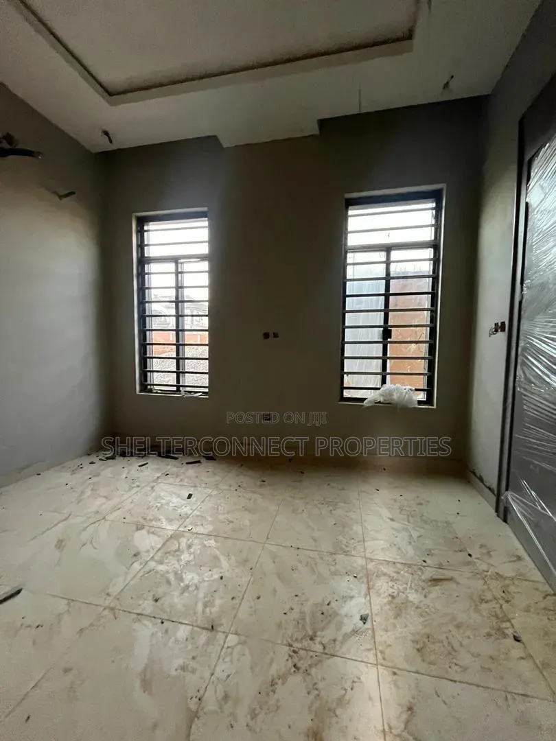 5bdrm Duplex in Omole Phase 1 for sale