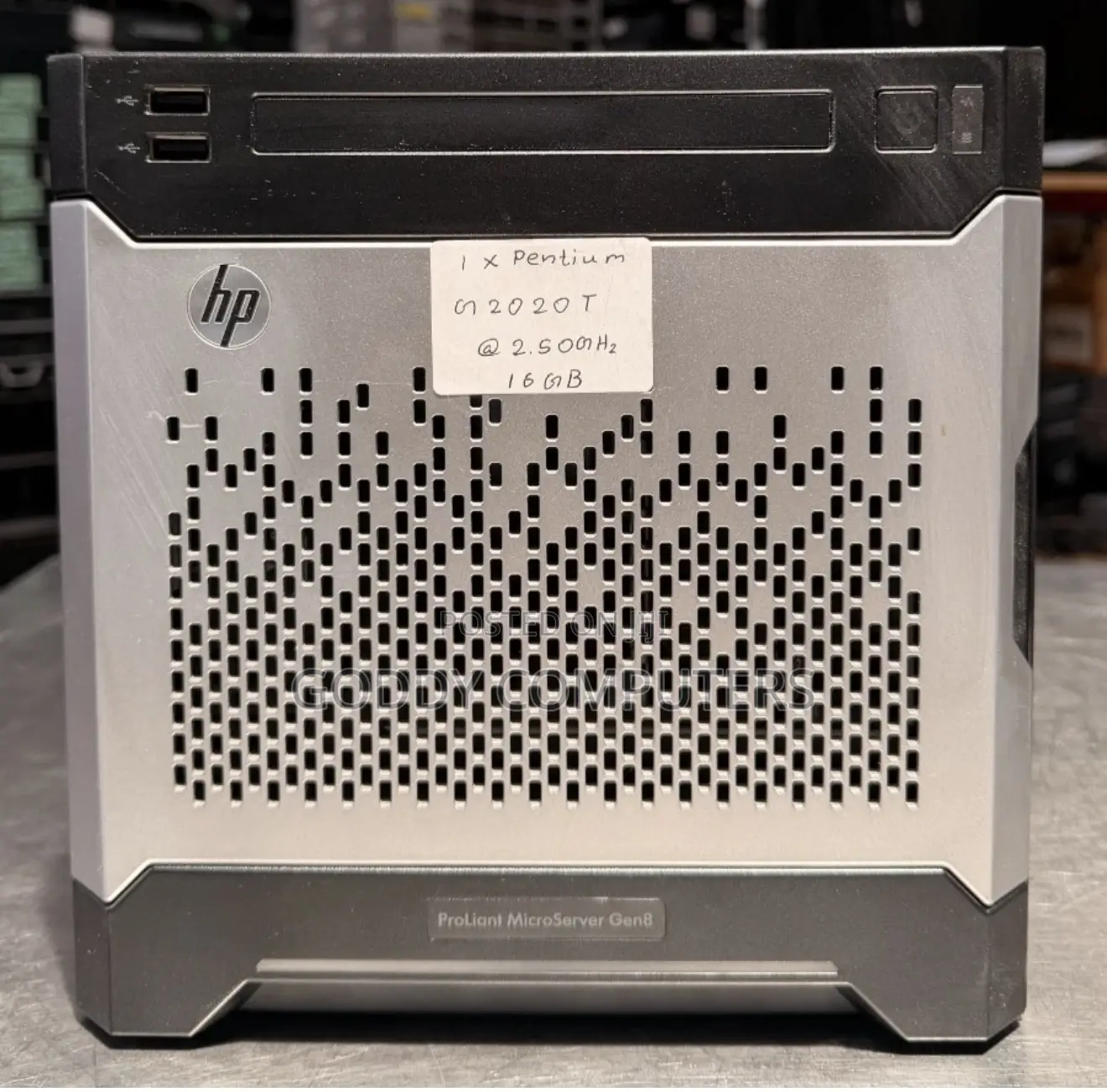 Server HP ProLiant ML 8GB Intel HDD 1T