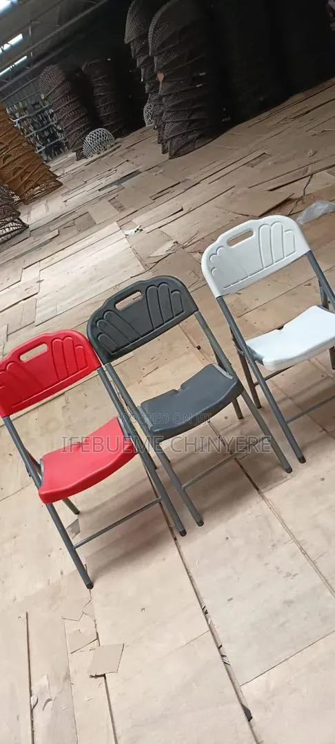 Different Colors of Folding Chair Durable and Affordable