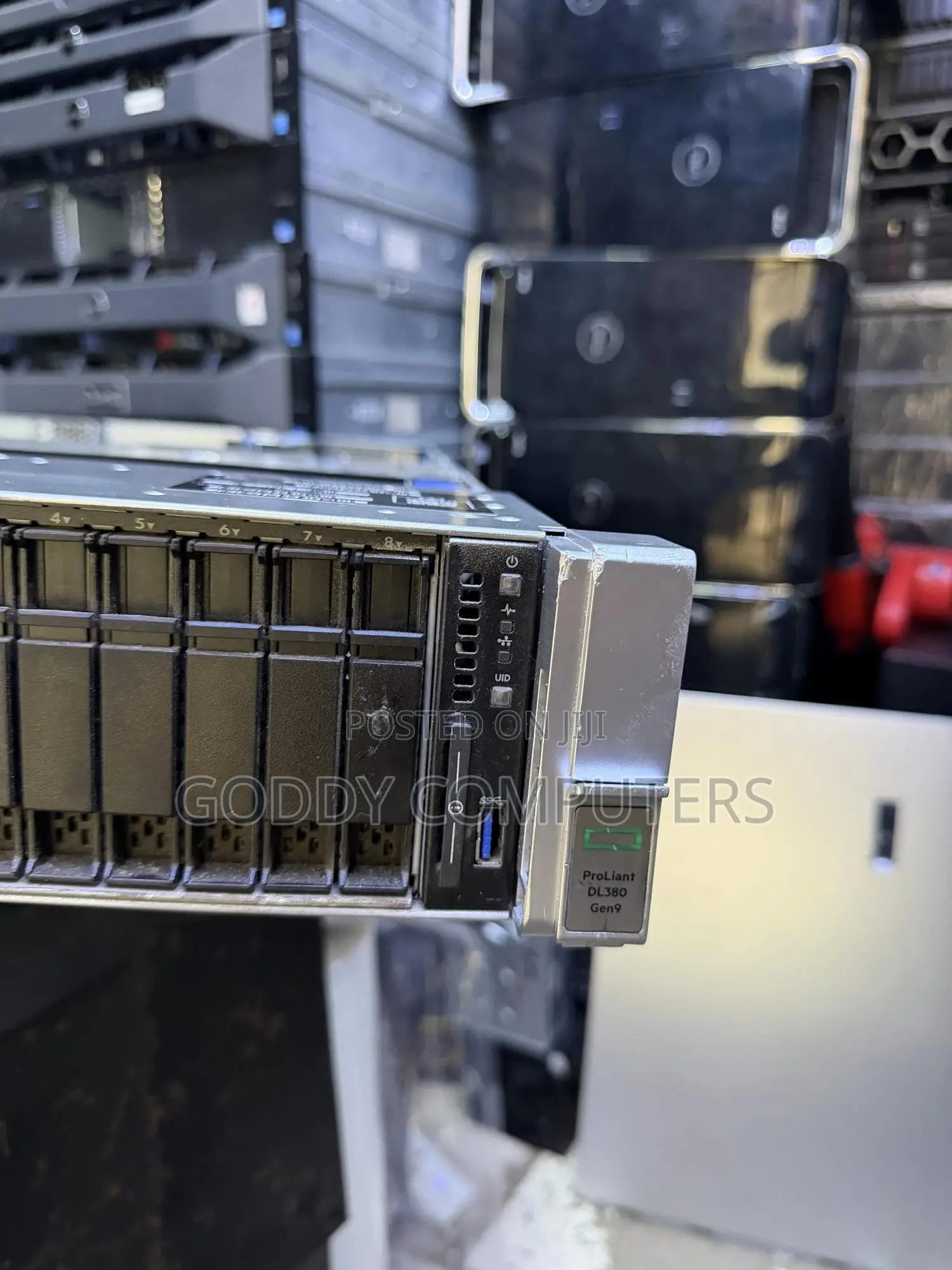 Server HP ProLiant DL380 Gen9 32GB Intel Xeon HDD 2T