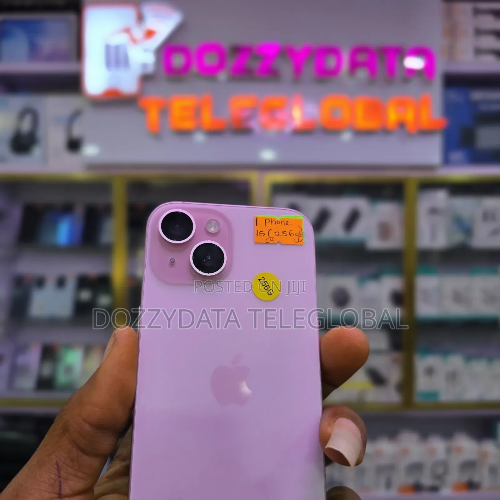 Apple iPhone 15 256 GB Pink
