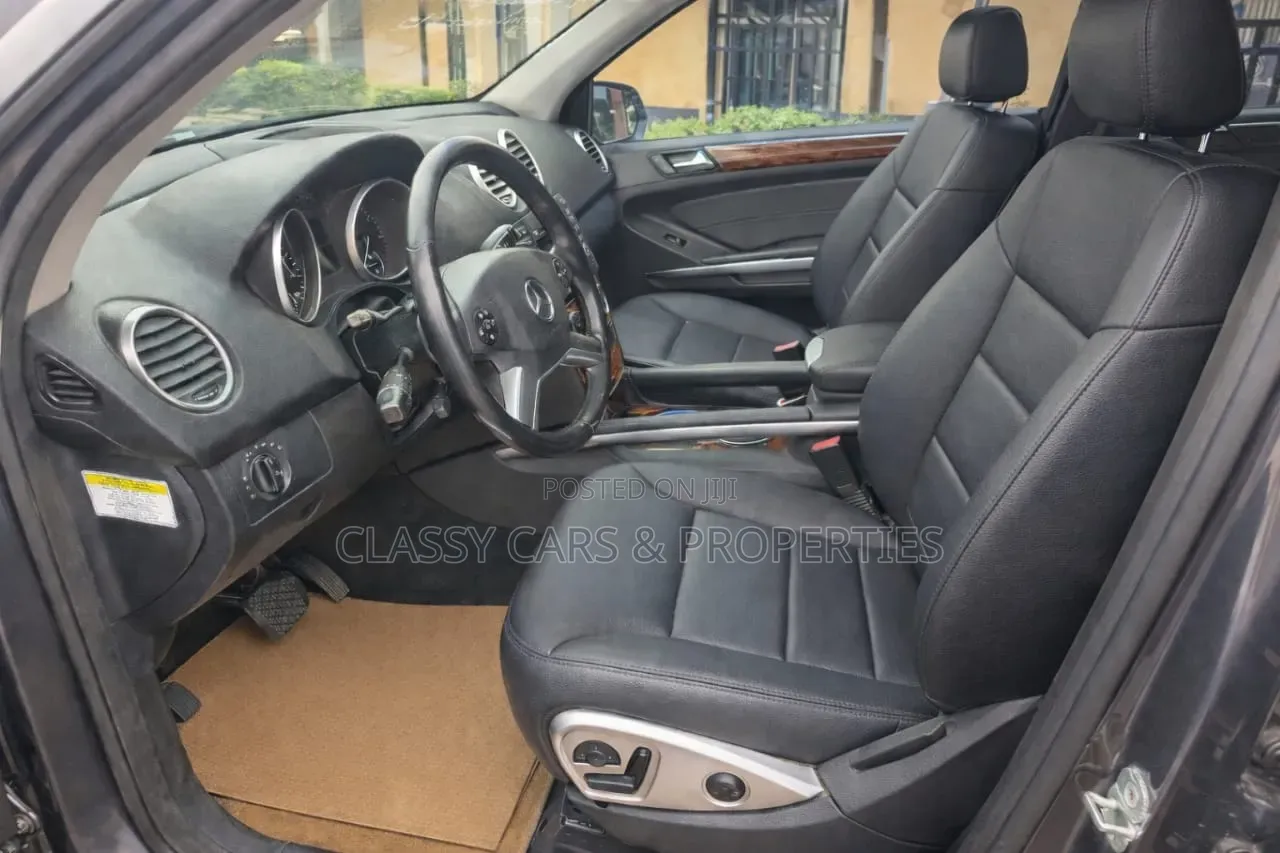 Mercedes-Benz M Class ML 350 4Matic 2010 Gray