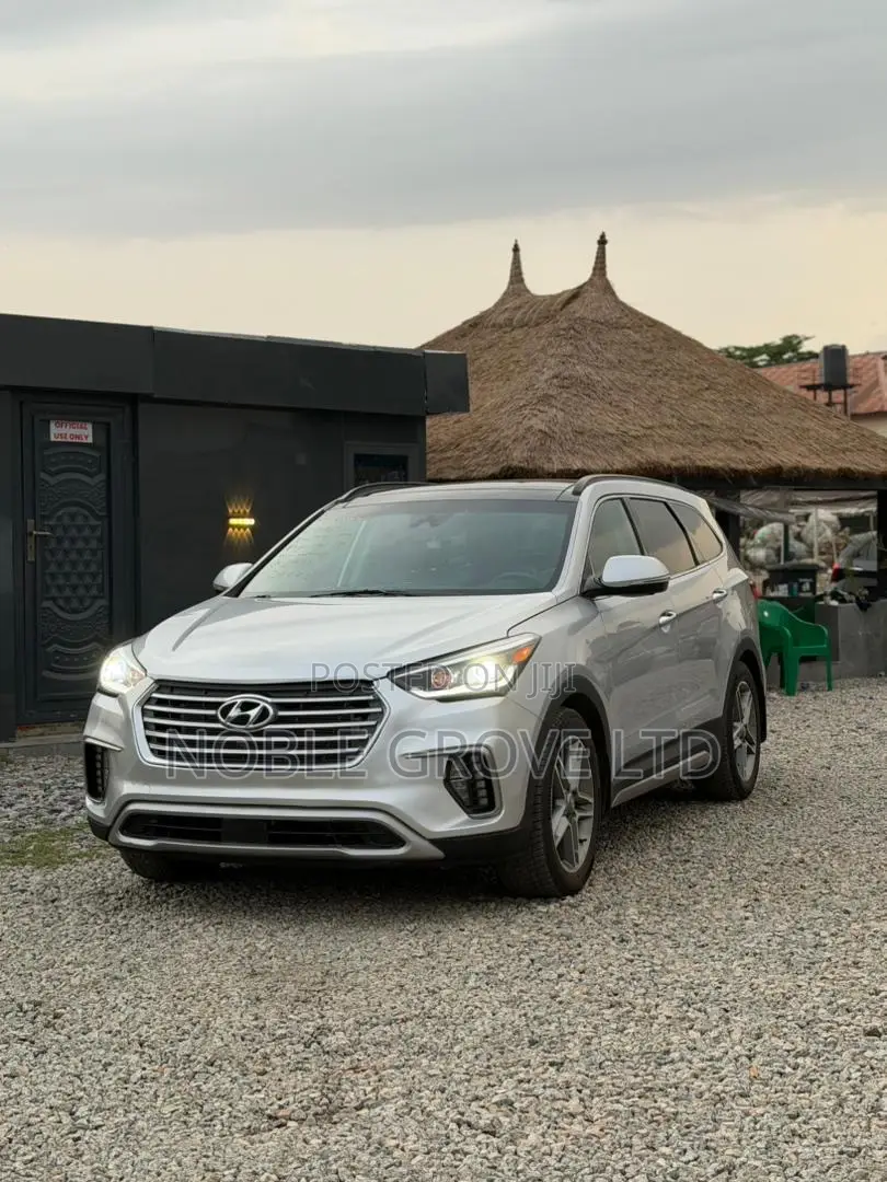 Hyundai Santa Fe SE Ultimate AWD 2017 Silver