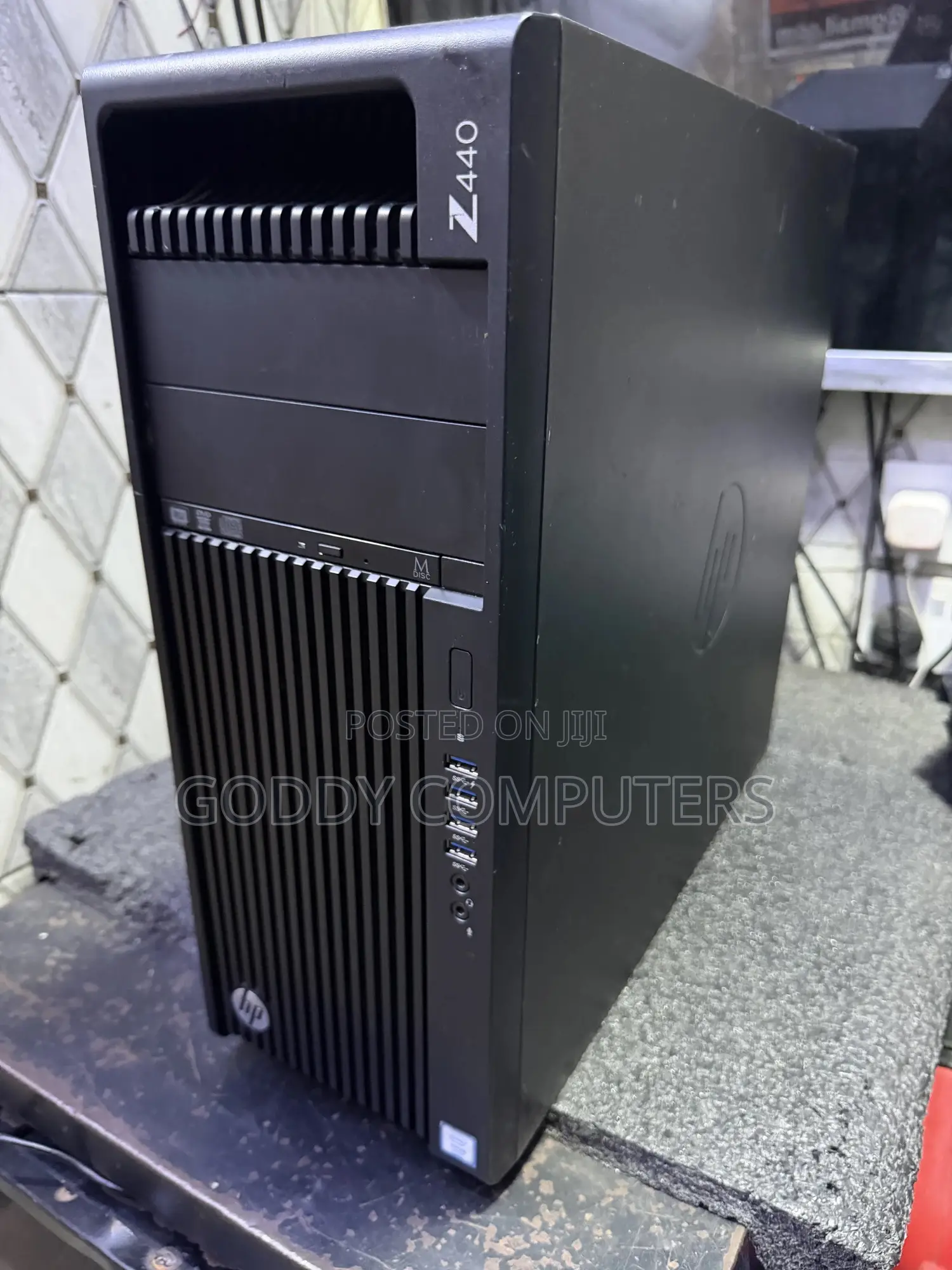 Desktop Computer HP Z440 32GB Intel Xeon HDD 1T