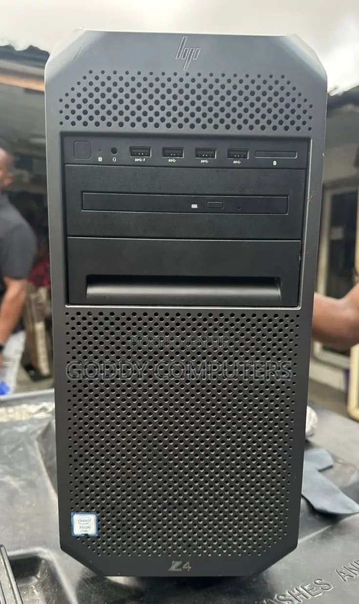 Desktop Computer HP Z4 G4 32GB Intel Xeon HDD 1T