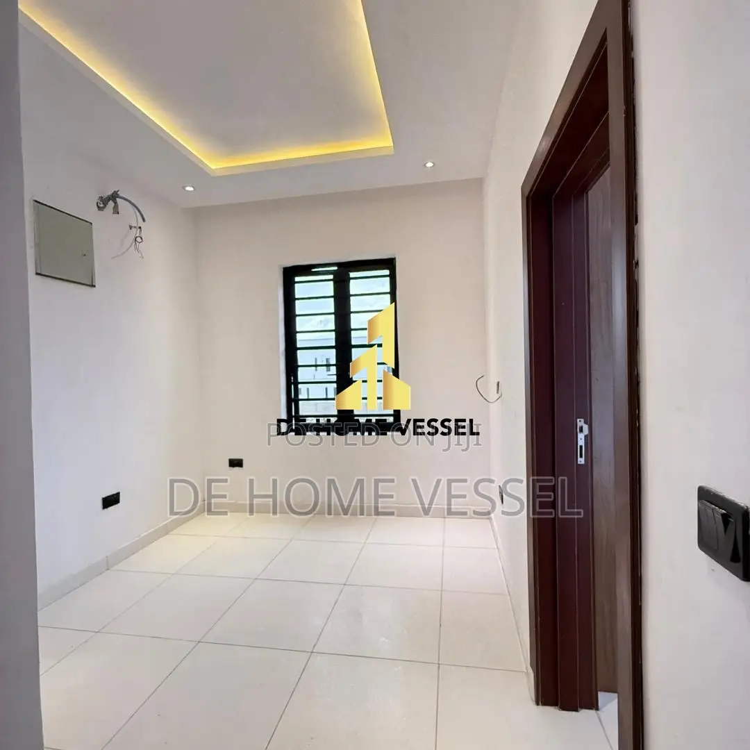 4bdrm Duplex in Ajah for sale