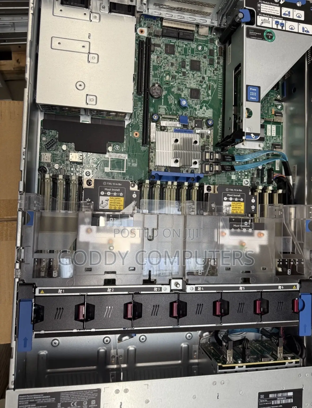 Server HP ProLiant DL380 Gen10 32GB Intel Xeon HDD 1T