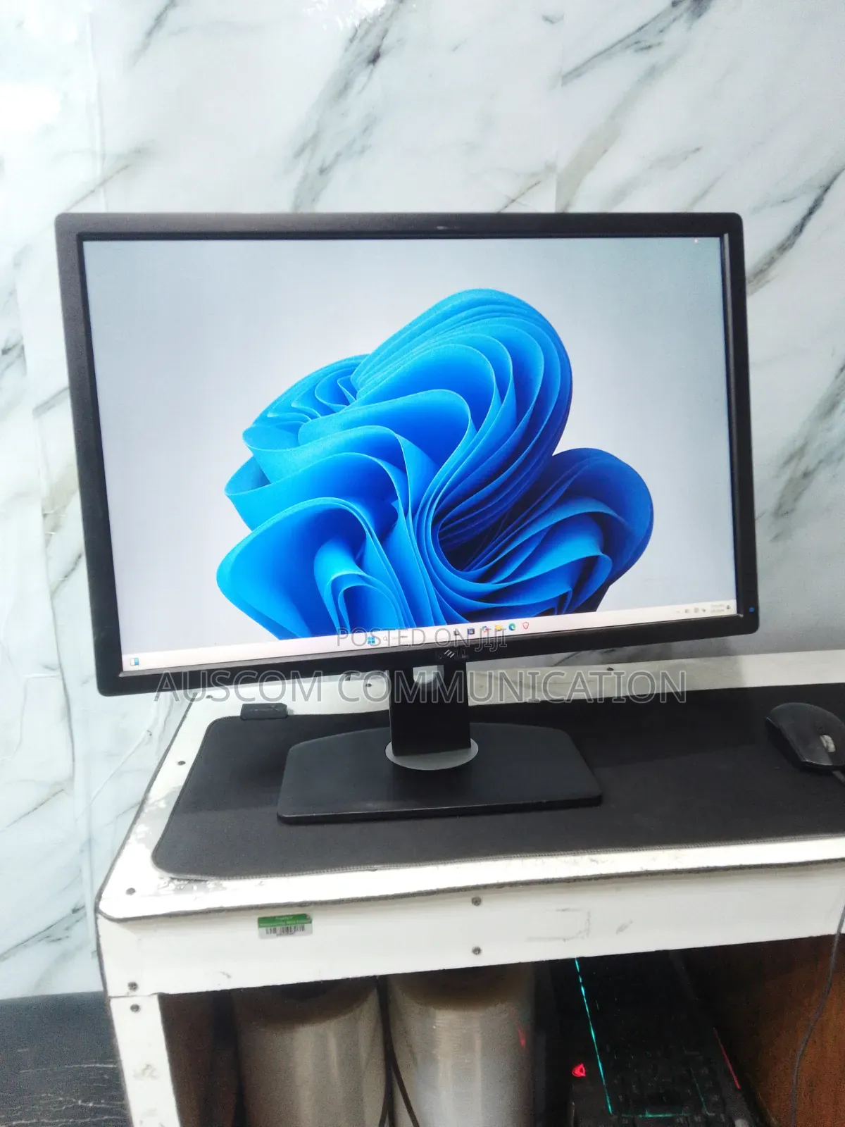 Dell Ultra Sharp 24 Ips 60hz Wuxga 1920x1200 16:10 Ratio