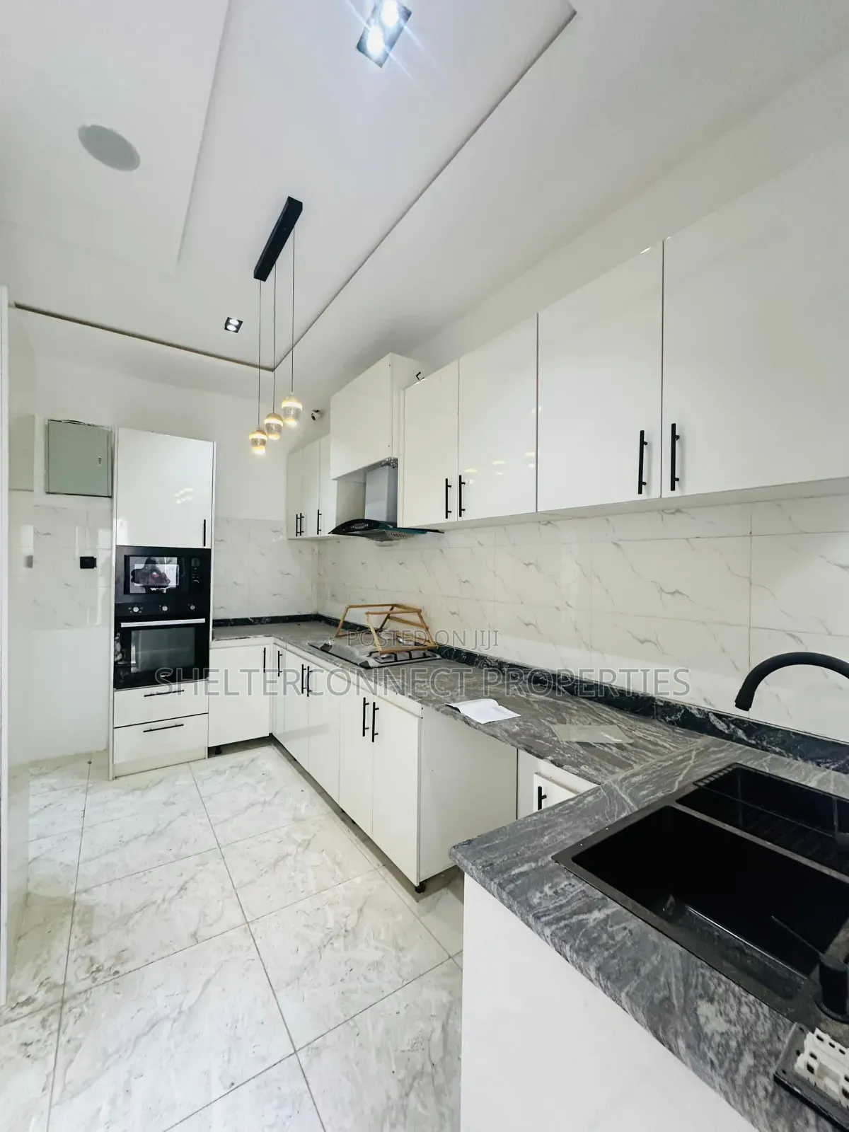 4bdrm Duplex in Ologolo for sale