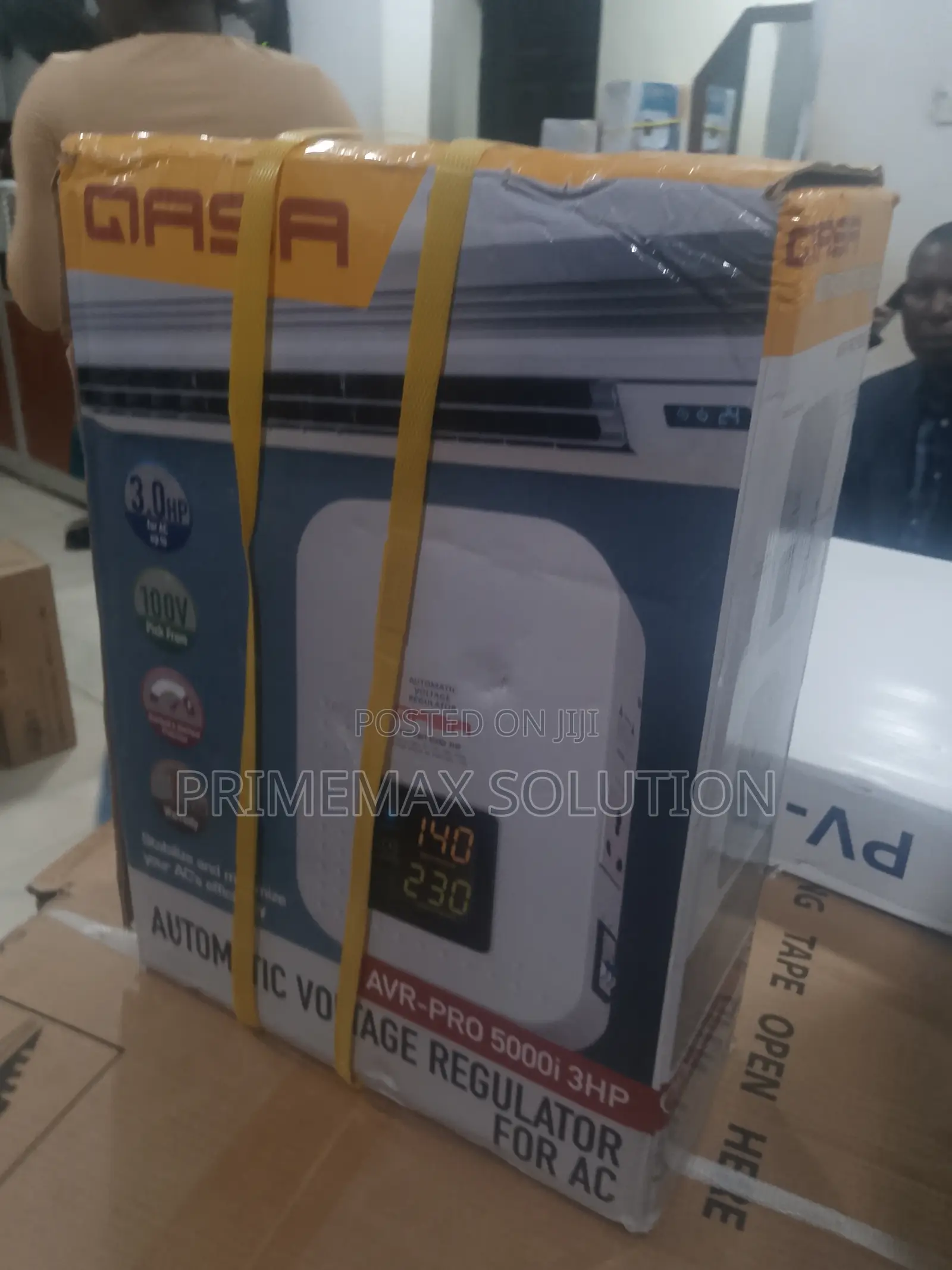 Digital Qasa 5000va Wall Mounted Voltage Regulator Avr