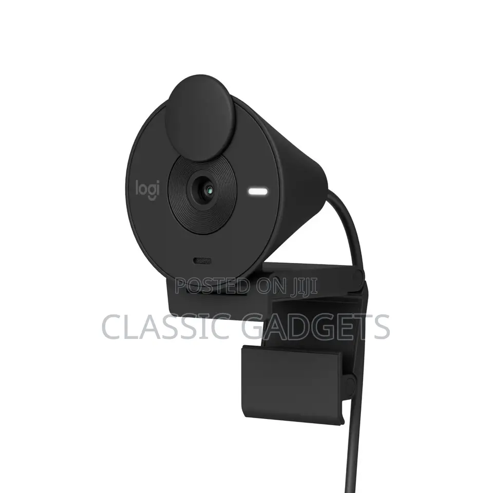 Logitech Brio 300 Graphite 1080p Webcam With Auto Light Correction