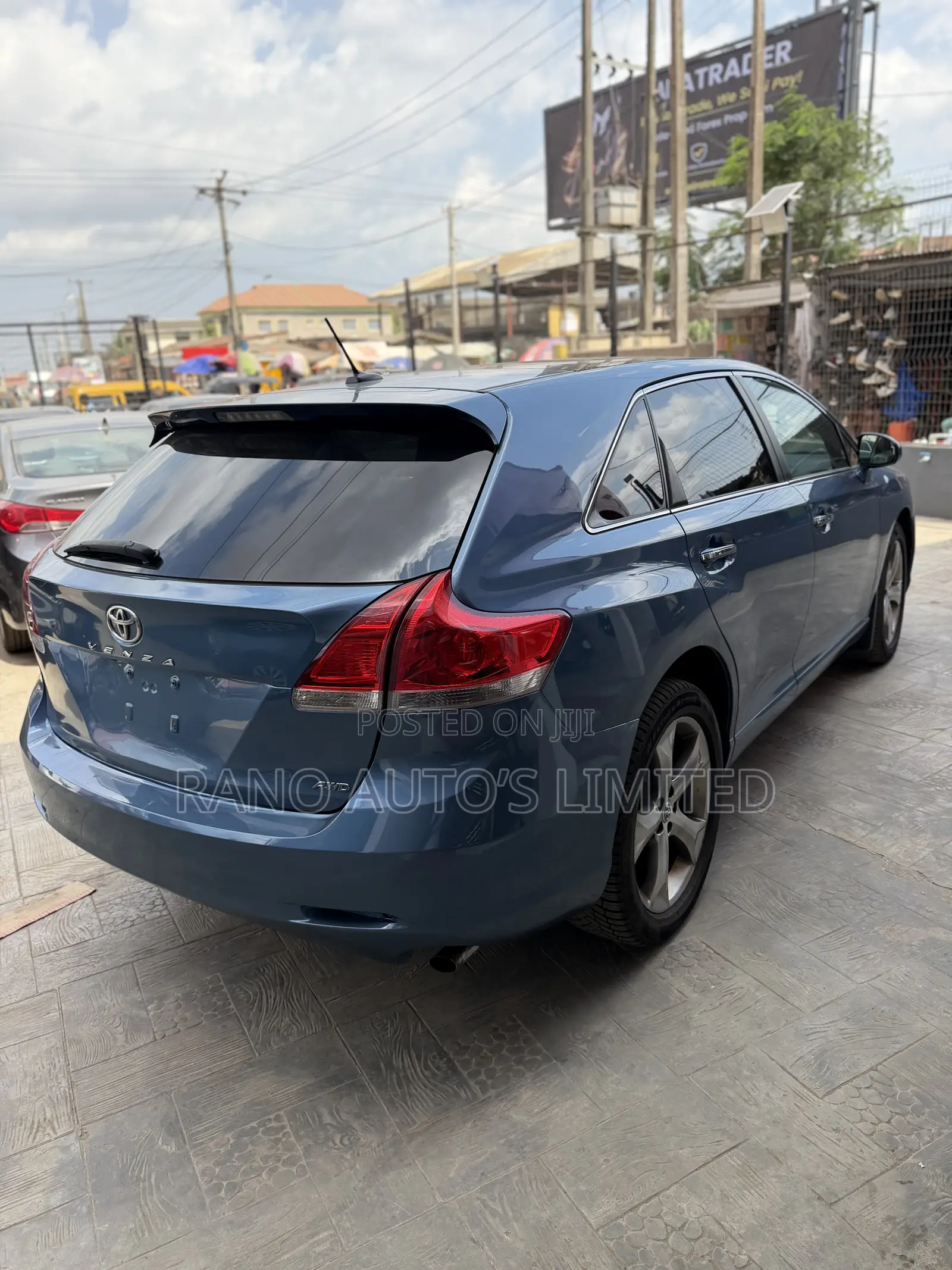 Toyota Venza AWD 2010