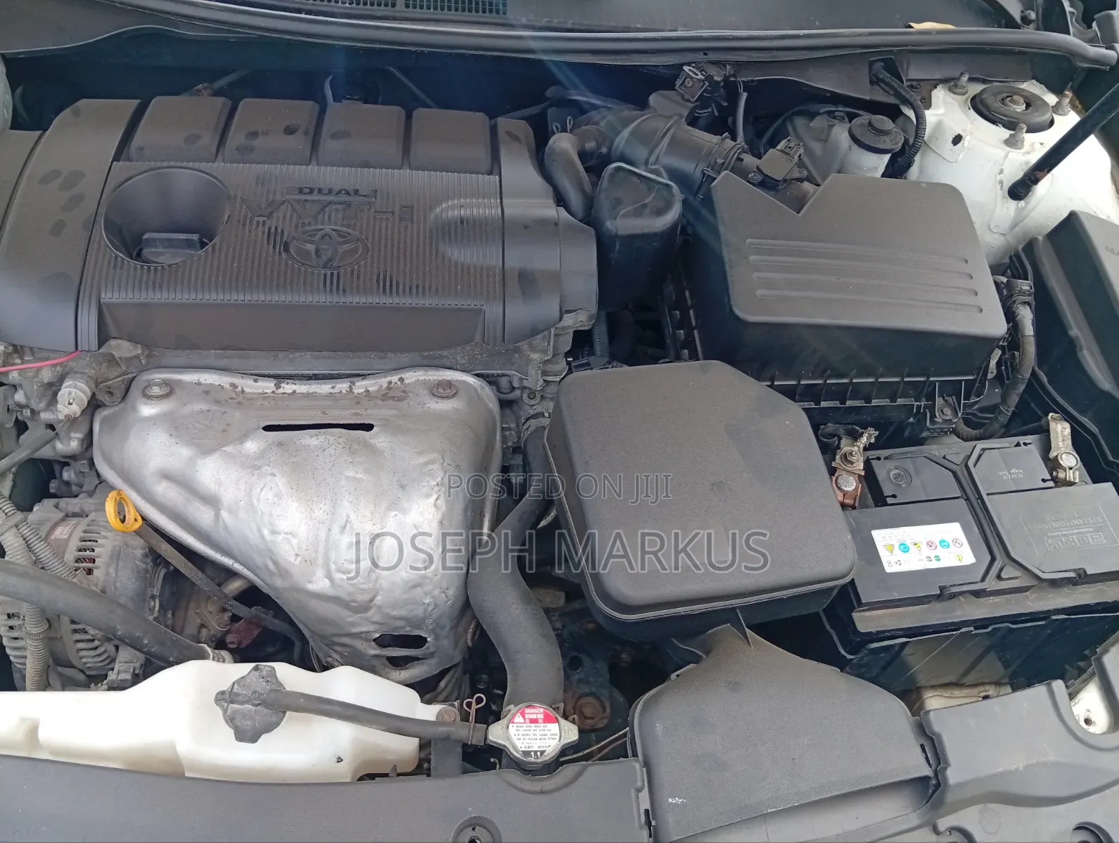 Toyota Camry SE 4dr Sedan (2.5L 4cyl 6A) 2015 White