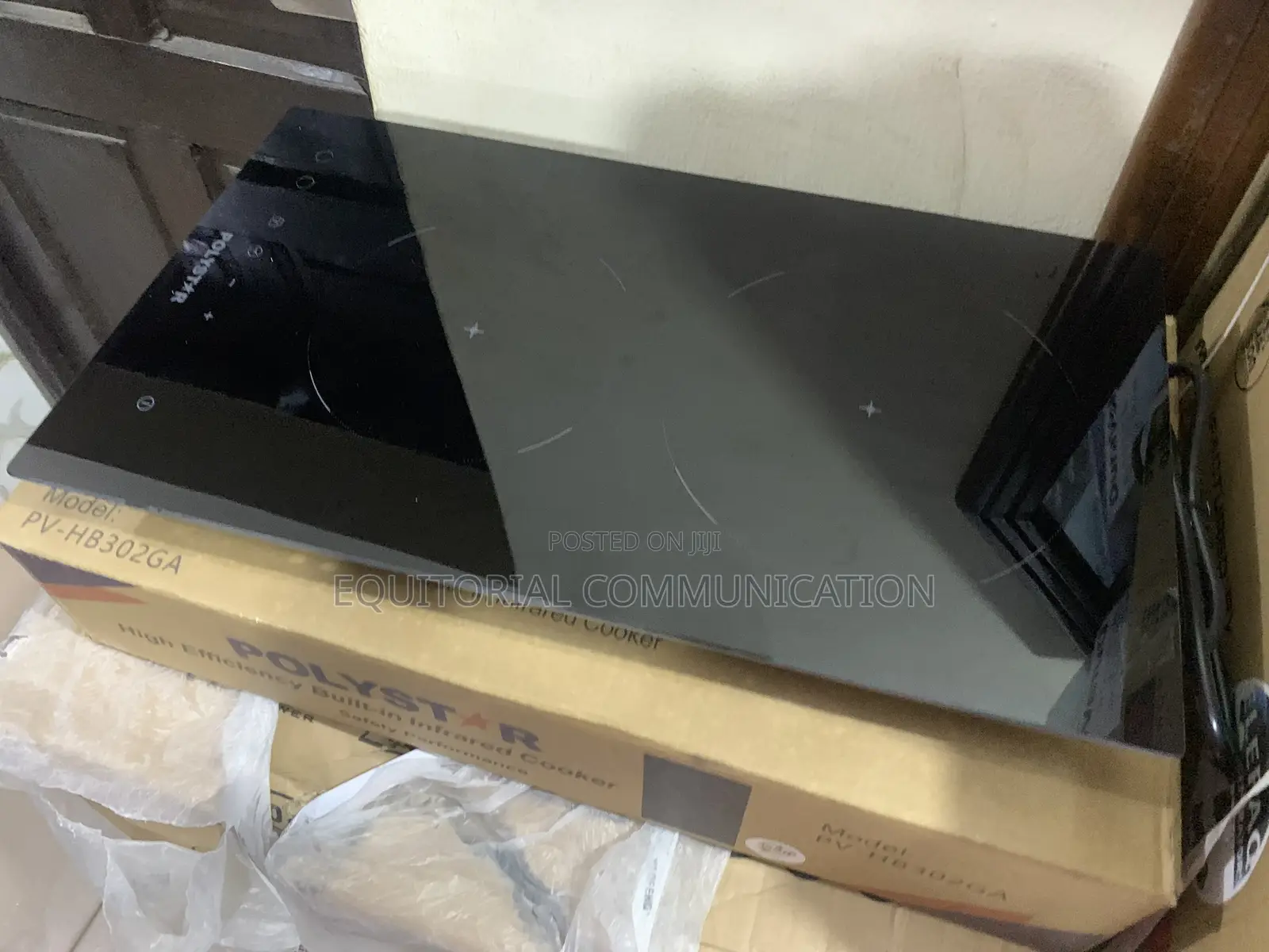 Polystar Pv-Hb303ga Infrared Cooker With Sleek Built-in Design